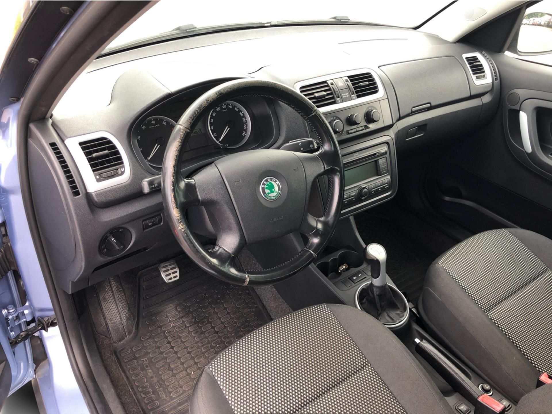Škoda Roomster, 1.6i Scotline - fotka 5