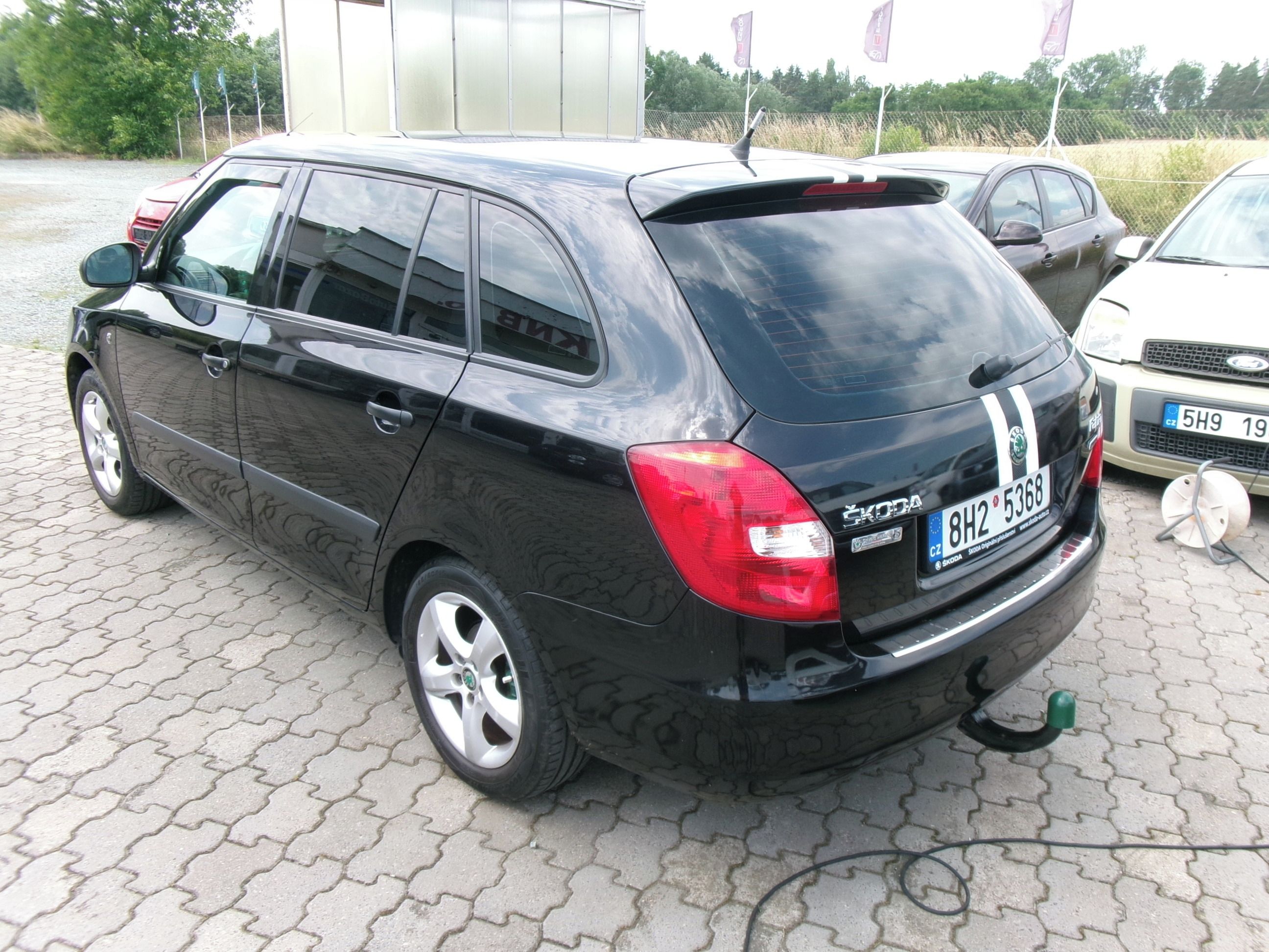 Škoda Fabia, 1.2TSi 77kw,2x kola - fotka 5