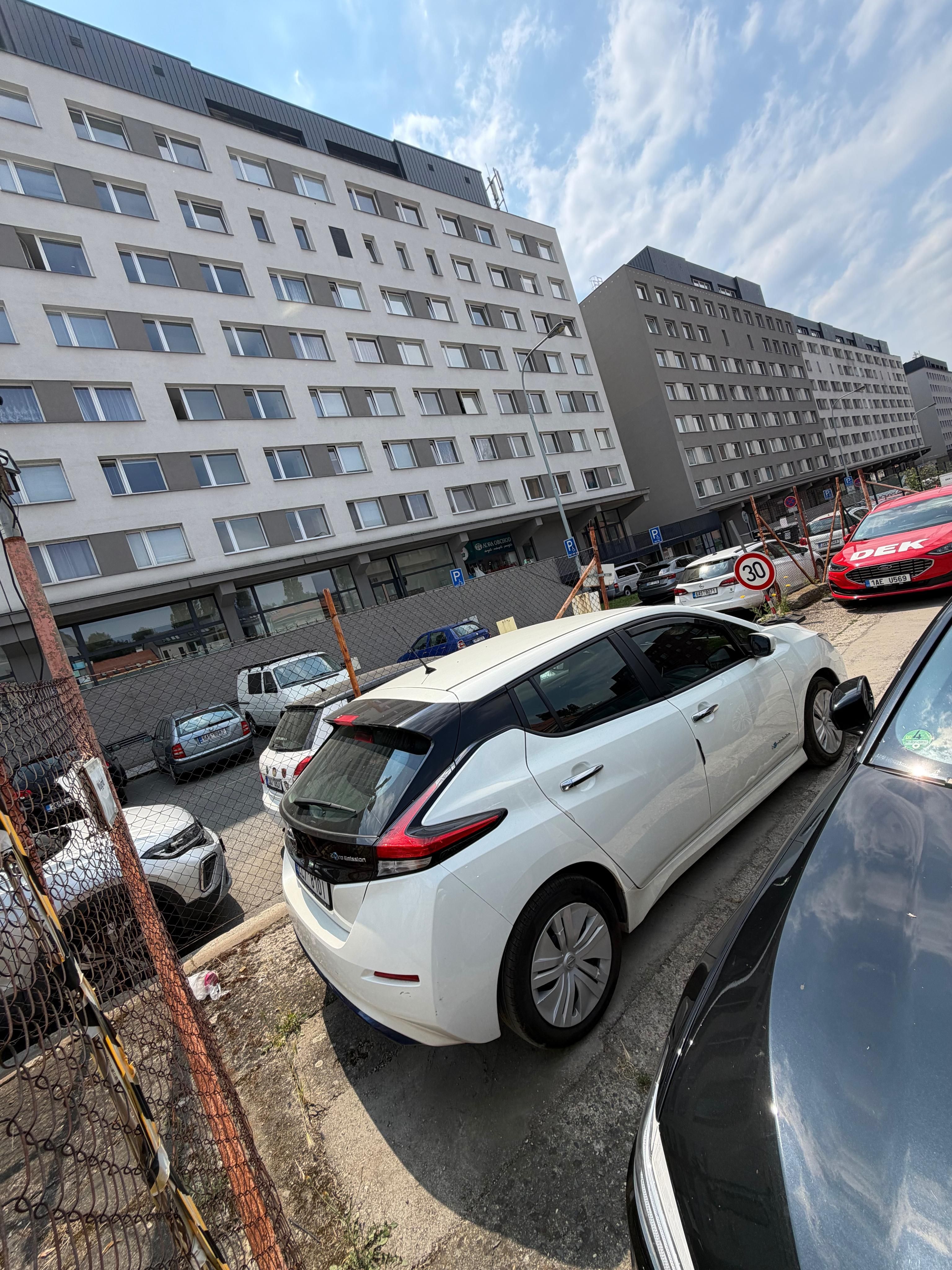 Nissan LEAF, Nissan Leaf 2019 SOH 89% - fotka 5