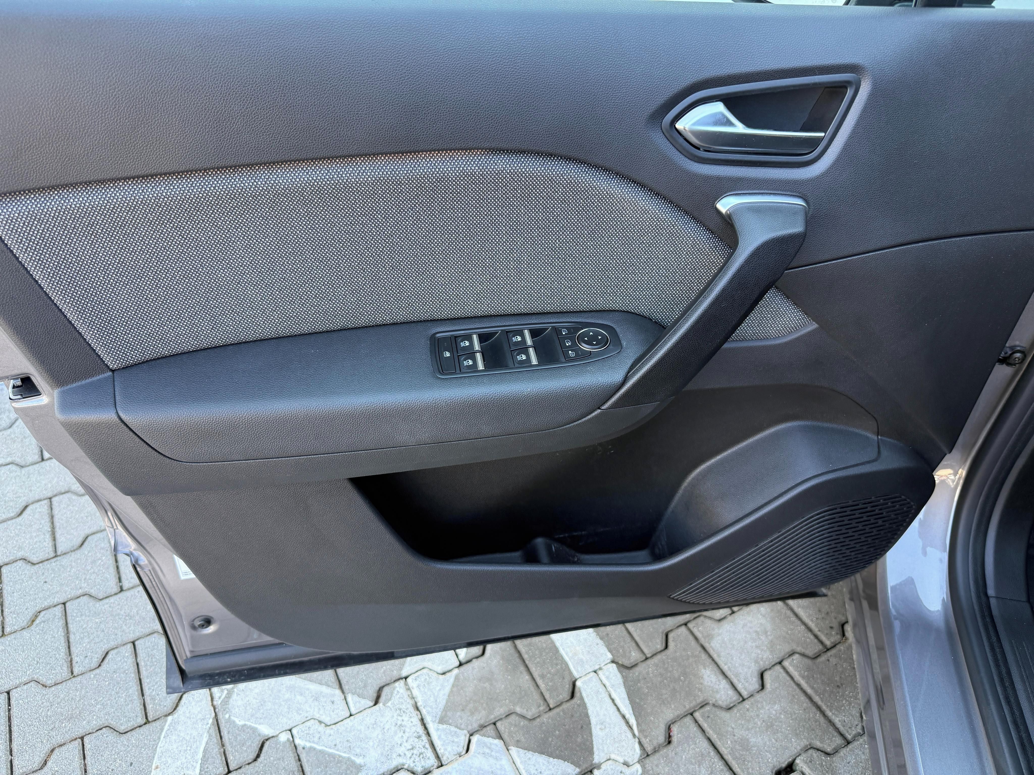 Renault Symbioz, Techno full hybrid 160 - fotka 6