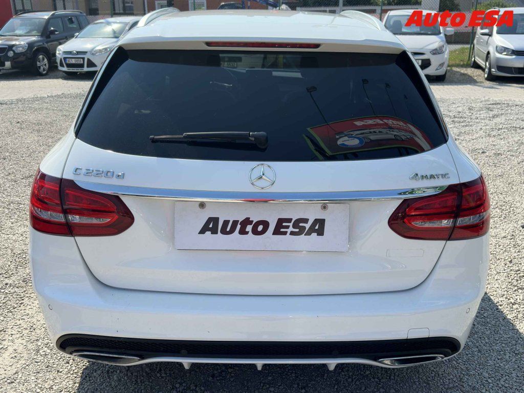 Mercedes-Benz Třídy C, 2.2D C250 4matic,ČR,AT - fotka 5