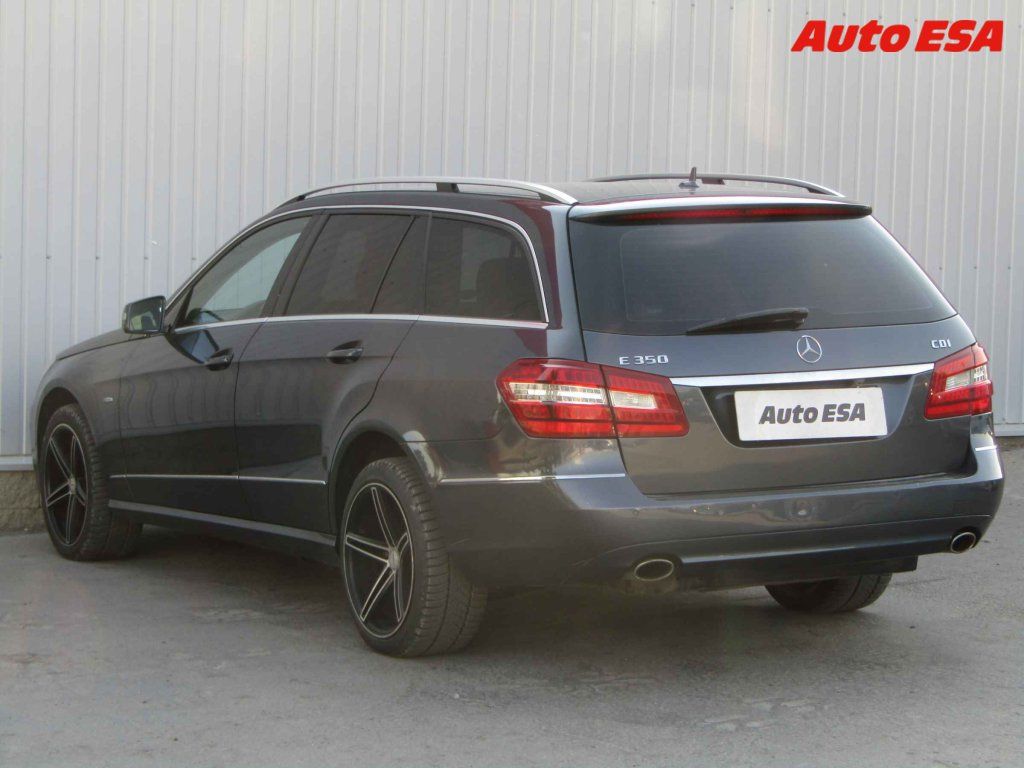 Mercedes-Benz Třídy E, 350 CDi 350 - fotka 6
