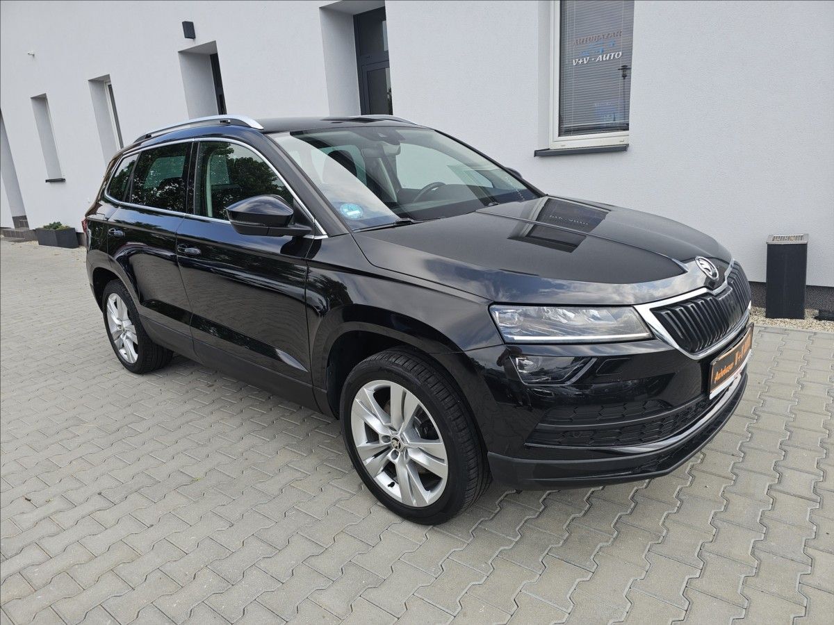 Škoda Karoq, 1,5 TSi 110 KW DSG STYLE+ KŮŽE - fotka 4
