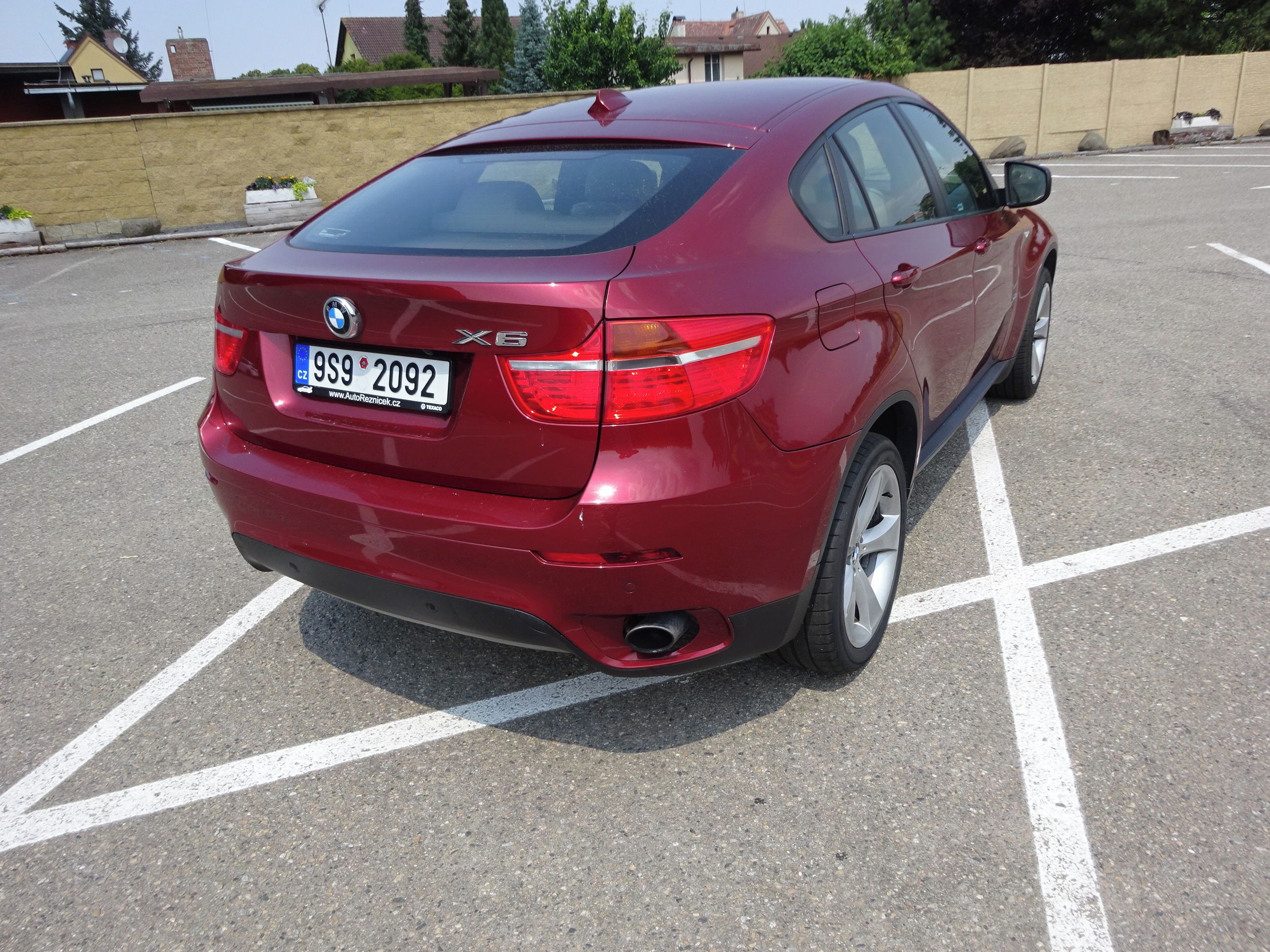 BMW X6, X35i X DRIVE 225 KW - fotka 4