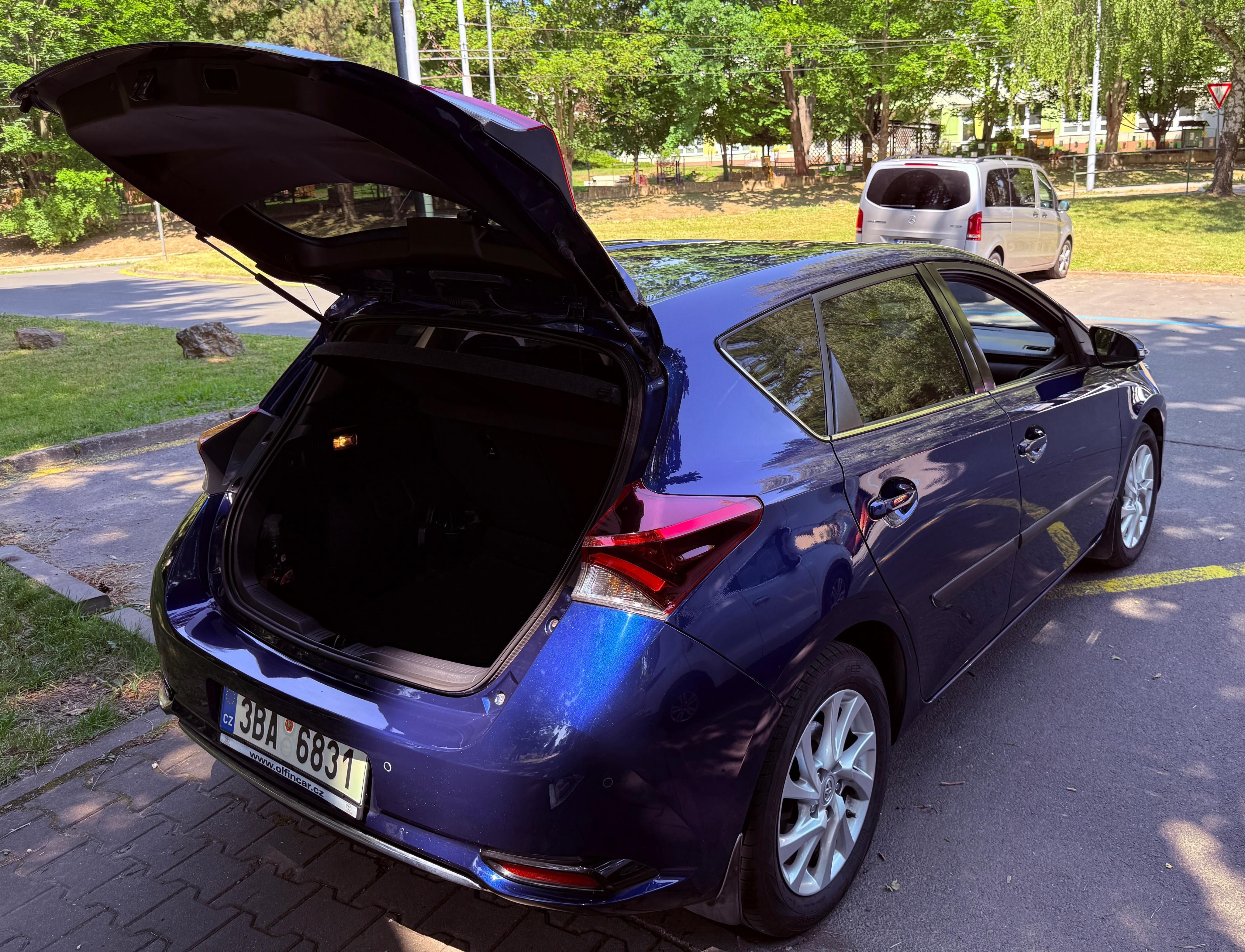 Toyota Auris, Toyota Auris 1.6 VVTI 97 kw - fotka 2