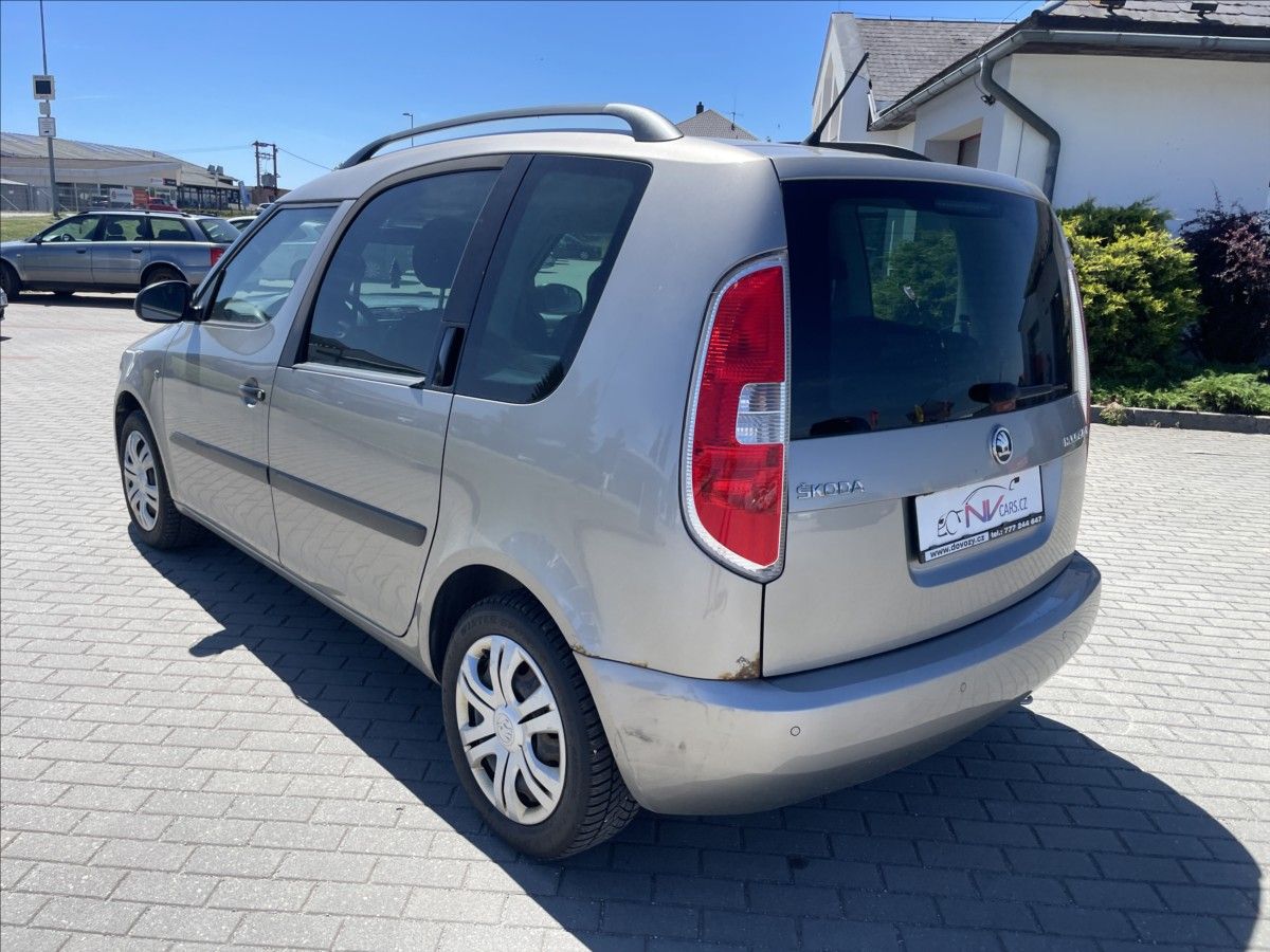 Škoda Roomster, 1,2 TSi 63kw Ambiente Klima ES - fotka 3