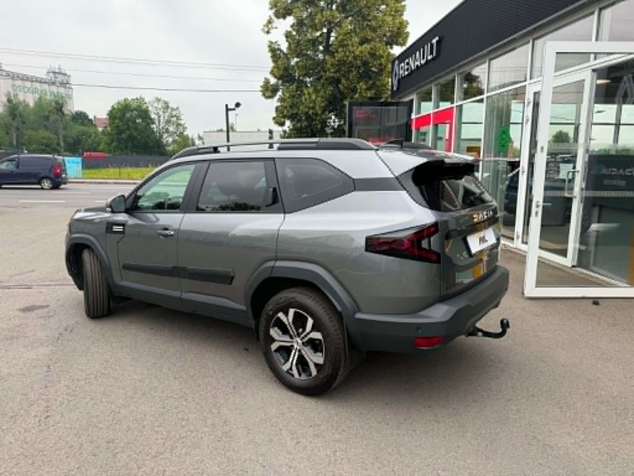 Dacia Bigster, Expression Tce 140 - fotka 3