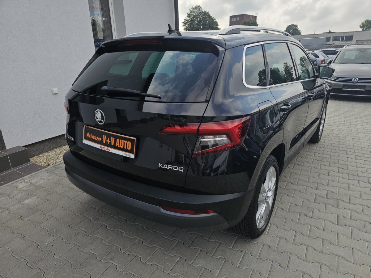 Škoda Karoq, 1,5 TSi 110 KW DSG STYLE+ KŮŽE - fotka 6
