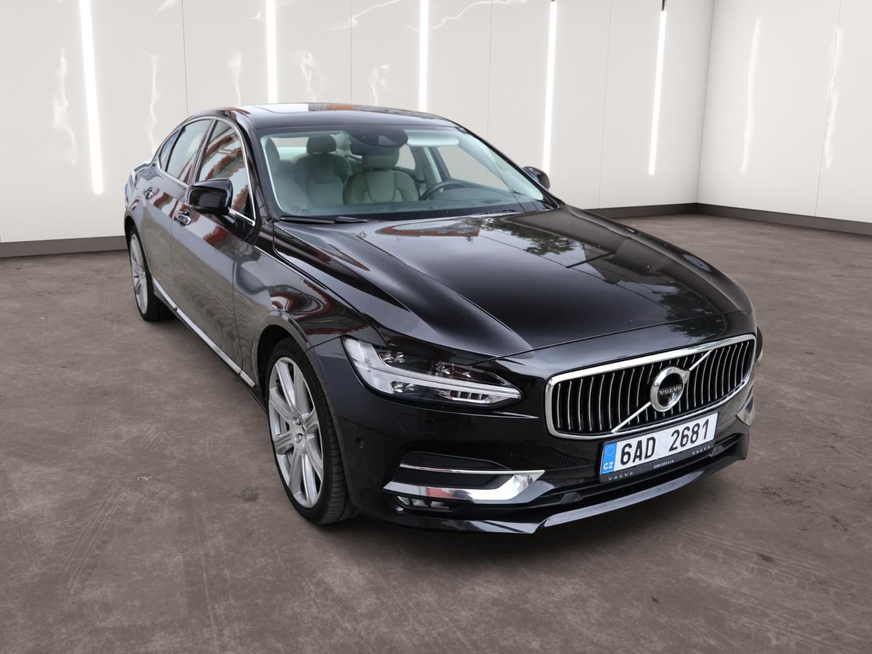 Volvo S90, D5 AWD Inscription - fotka 5
