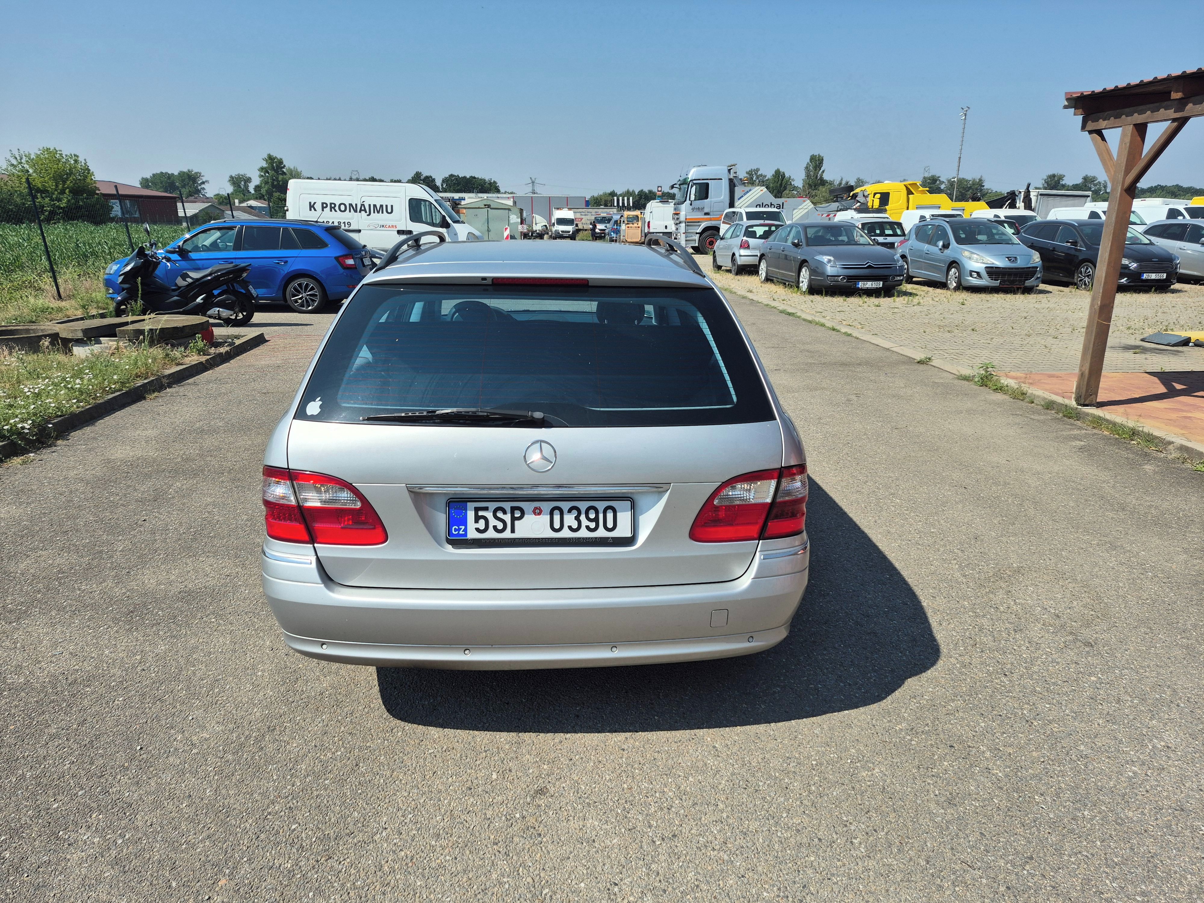 Mercedes-Benz Třídy E, 220CDI, 110kW, Automat - fotka 5