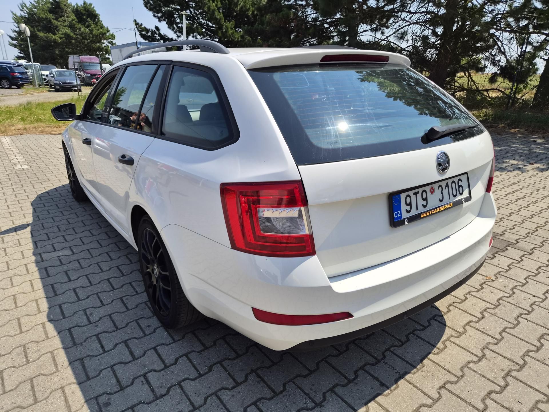 Škoda Octavia, 1,4 CNG - fotka 4
