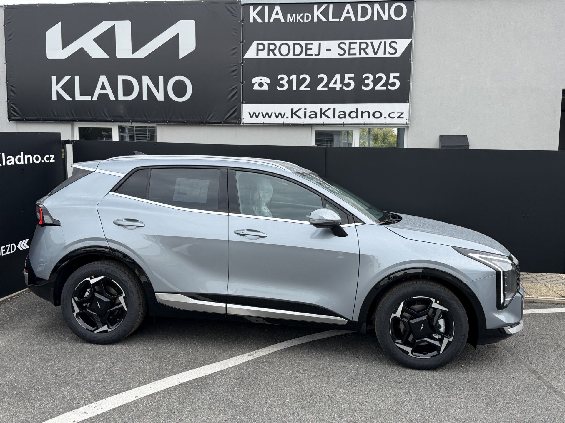 Kia Sportage, 1,6 T-GDI 4X2 7DCT TOP - fotka 4