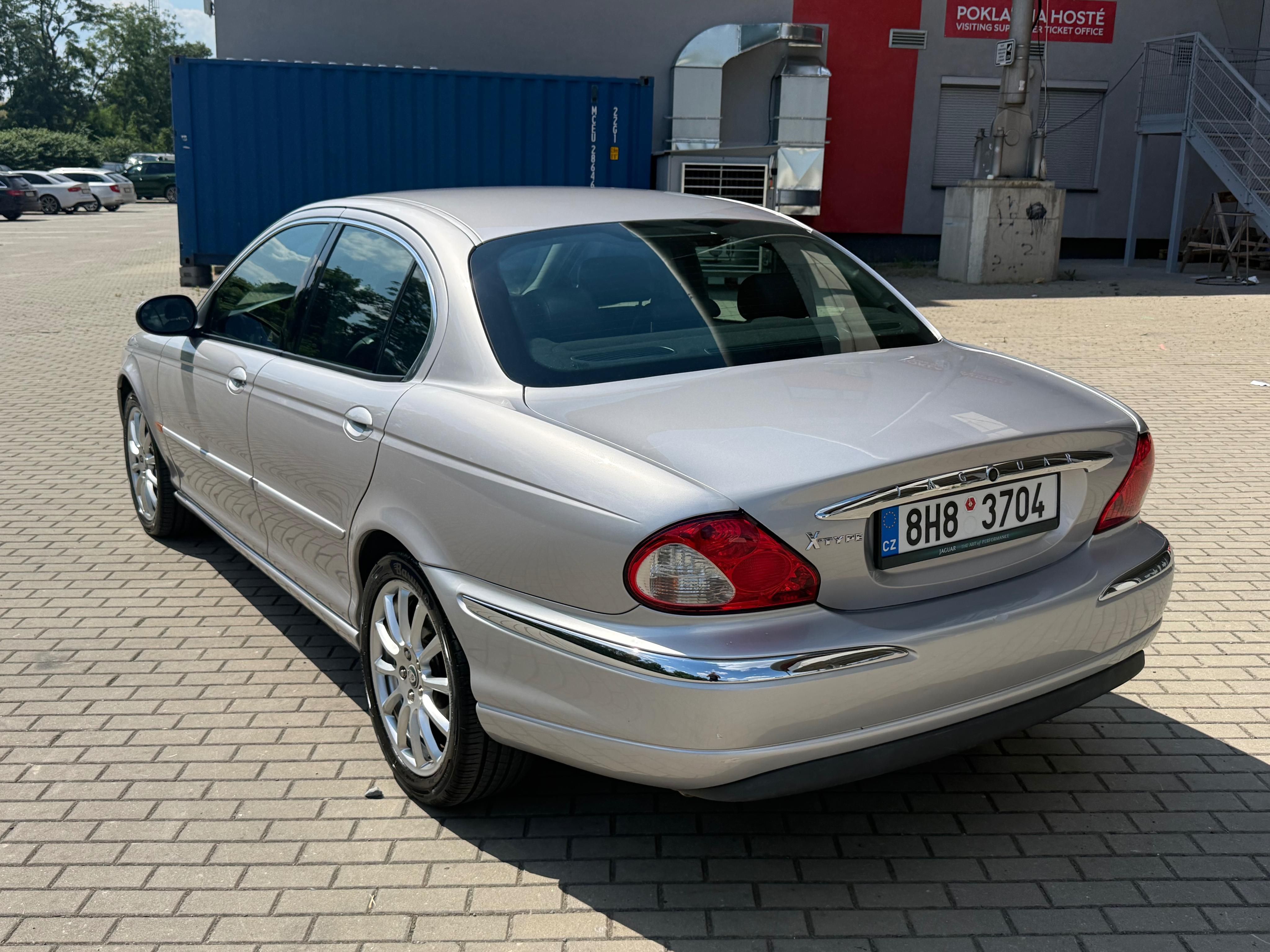 Jaguar X-Type, 2.1i V6, 114kw Nová STK - fotka 3