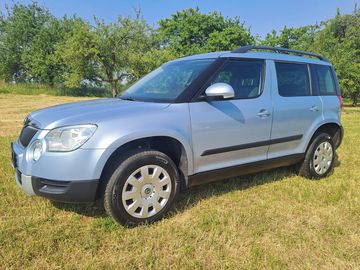 1,2TSI ACTIV 1.MAJ,S.KNIHA,TOP