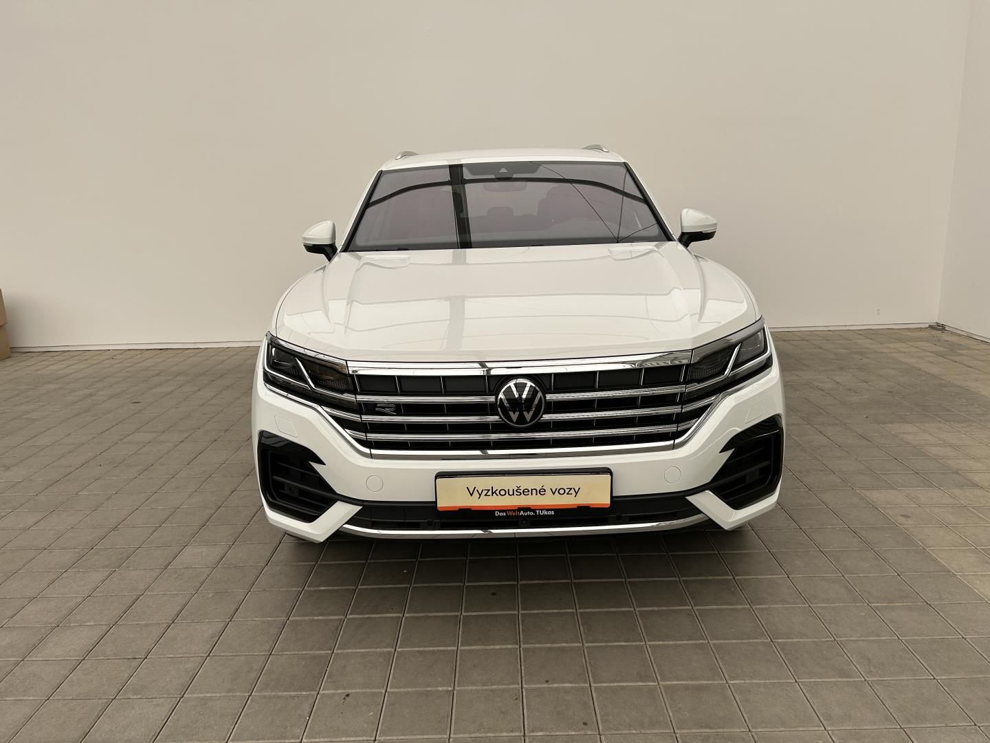 Volkswagen Touareg, 3.0TDi 210kW 4x4  R-Line - fotka 3