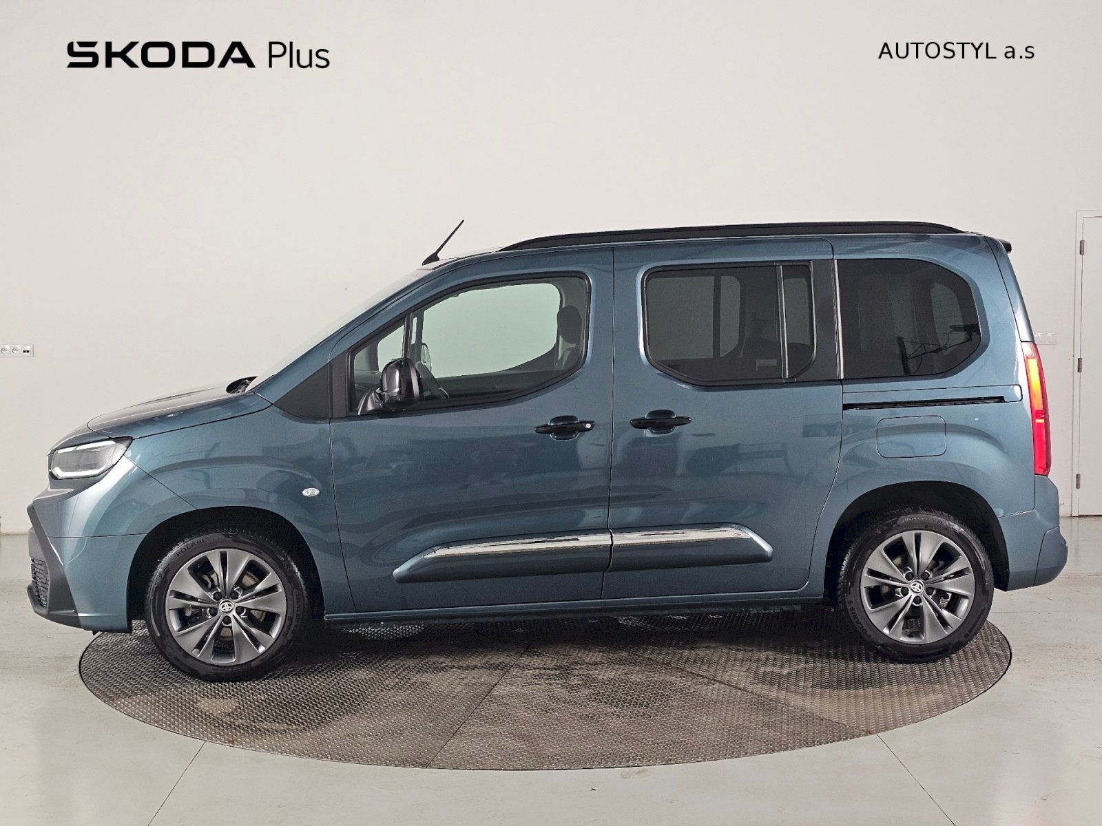 Toyota Proace City Verso, L1 1.5D 130k FAMILY - fotka 3