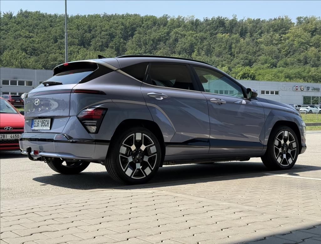 Hyundai Kona, Power 65kWh  Style Premium - fotka 3