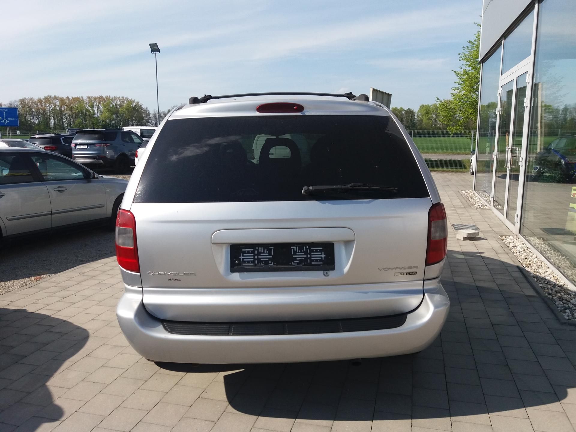 Chrysler Grand Voyager, 2.8 CRD,110kW,AUTOMAT,7.MÍST!! - fotka 5