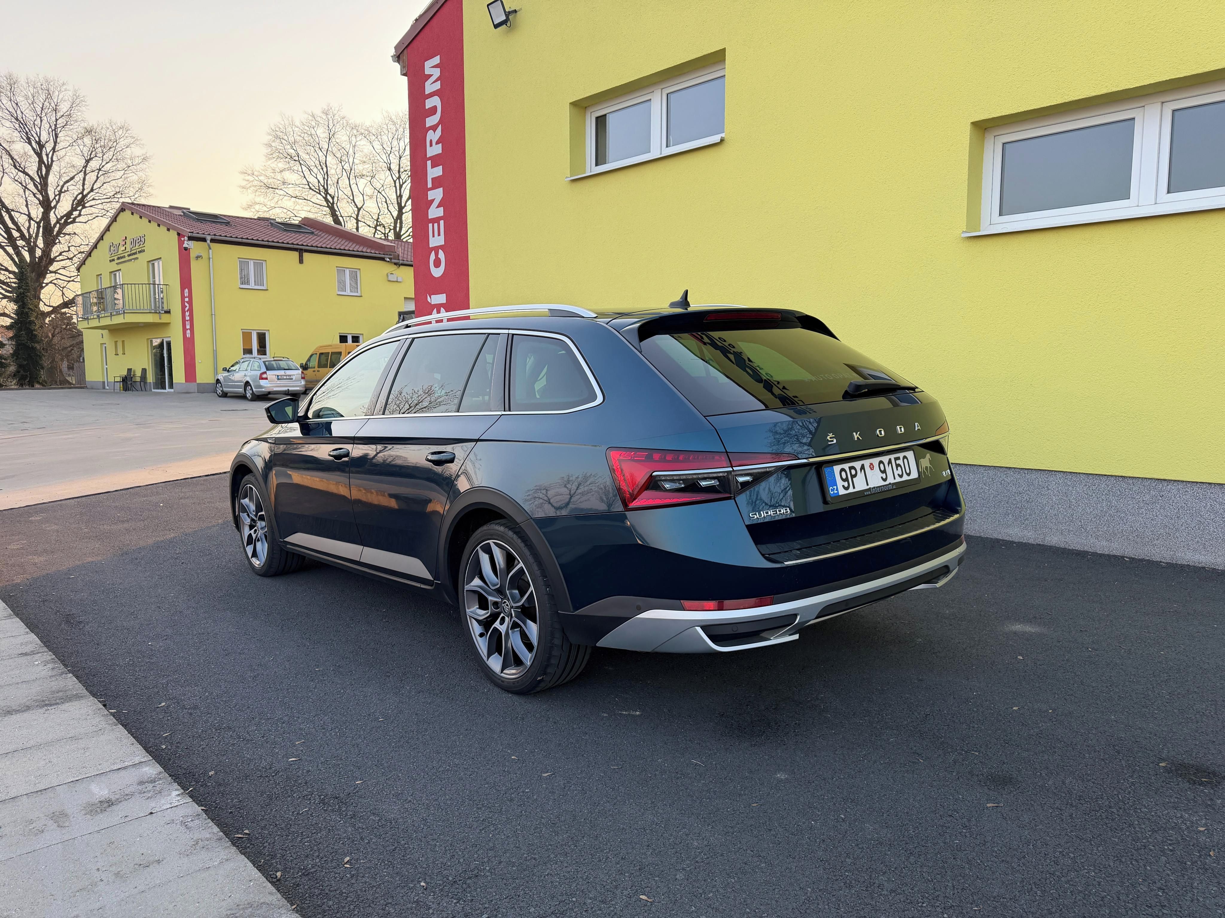 Škoda Superb, SCOUT, 4x4 - fotka 3