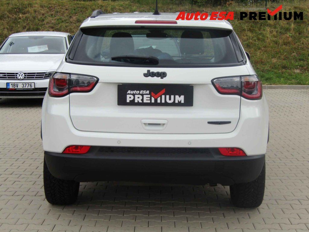 Jeep Compass, 1.3 GSe,2.maj,ČR - fotka 5