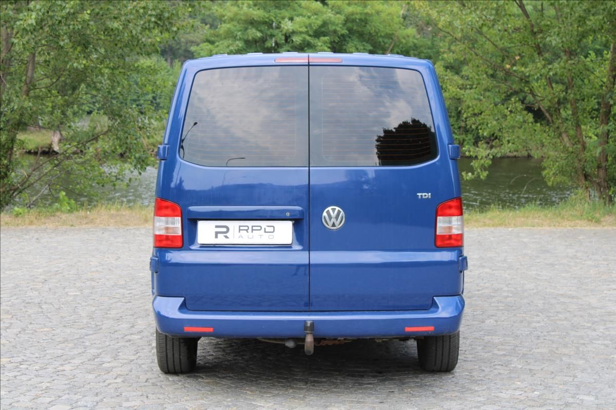 Volkswagen Transporter, 2.0 TDI / 9Míst / 140PS / Tažn - fotka 5