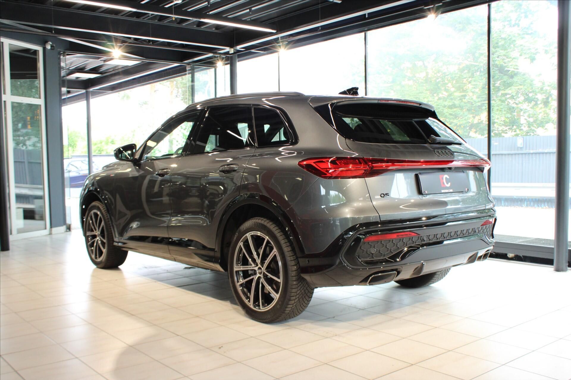 Audi Q5, TFSI quattro 150 kW S Line Tec - fotka 4