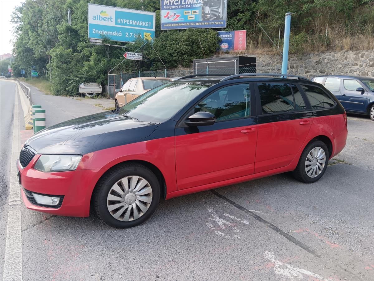 Škoda Octavia, 2,0 TDi kombi  Ambition - fotka 5