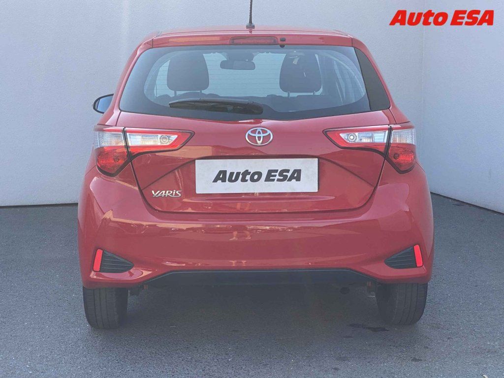 Toyota Yaris, 1.5 - fotka 5