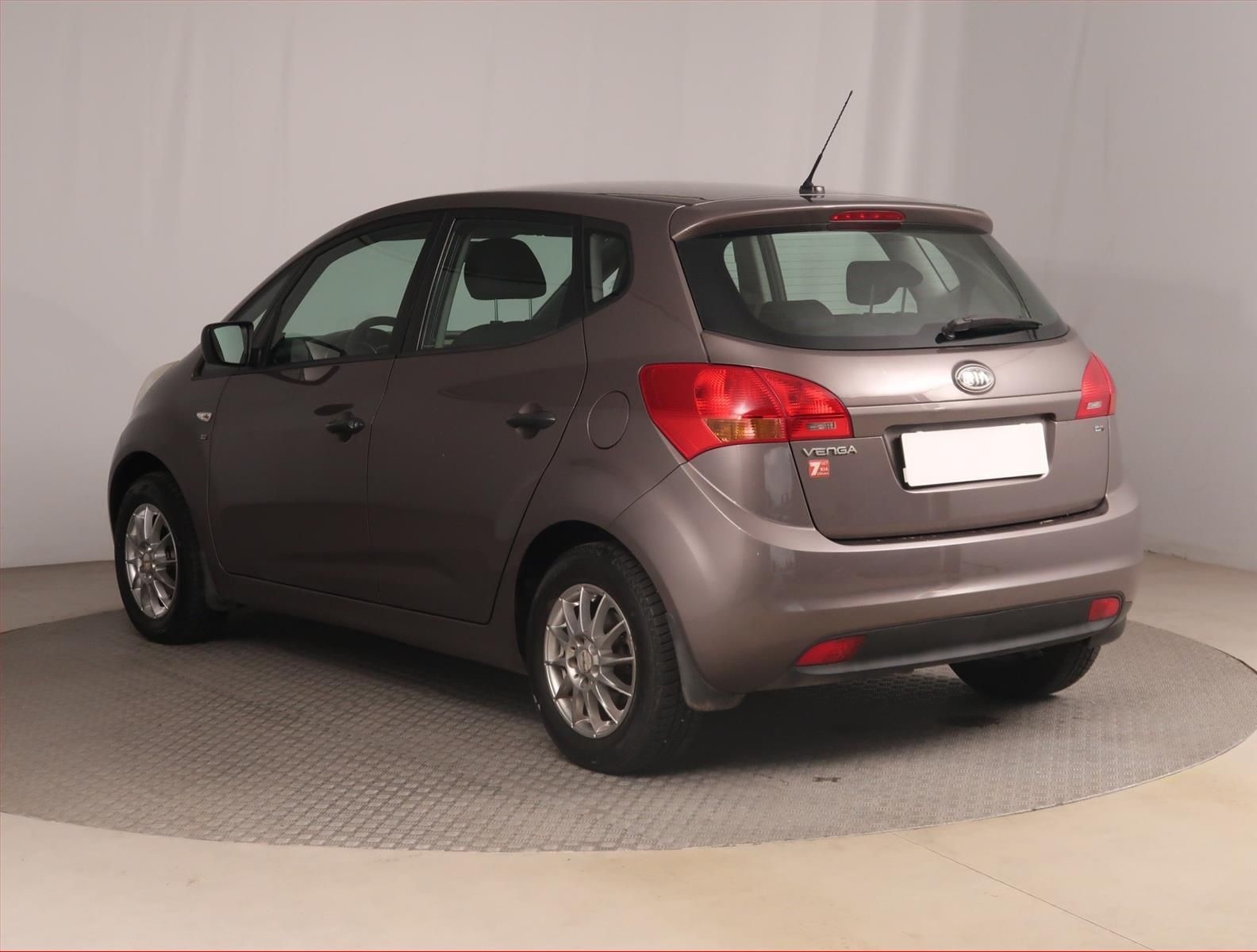 Kia Venga, 1.4 CVVT - fotka 4