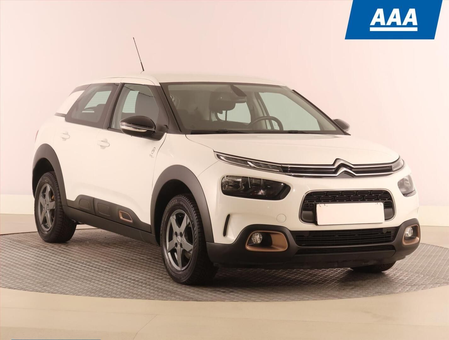 Citroën C4 Cactus, 1.2 PureTech, Serv.kniha, Navi