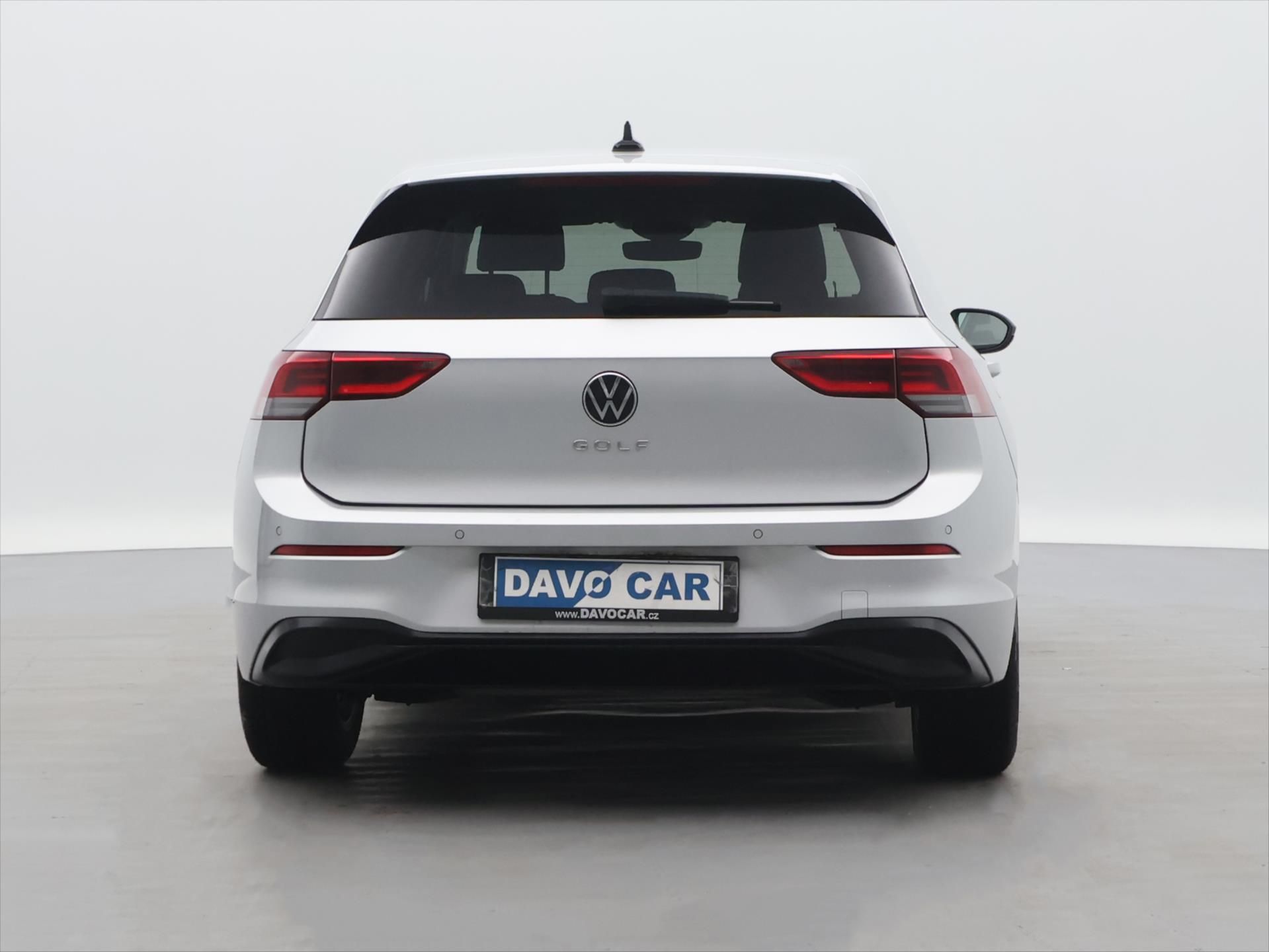 Volkswagen Golf, 1,0 TSI 81kW Life M6 - fotka 6
