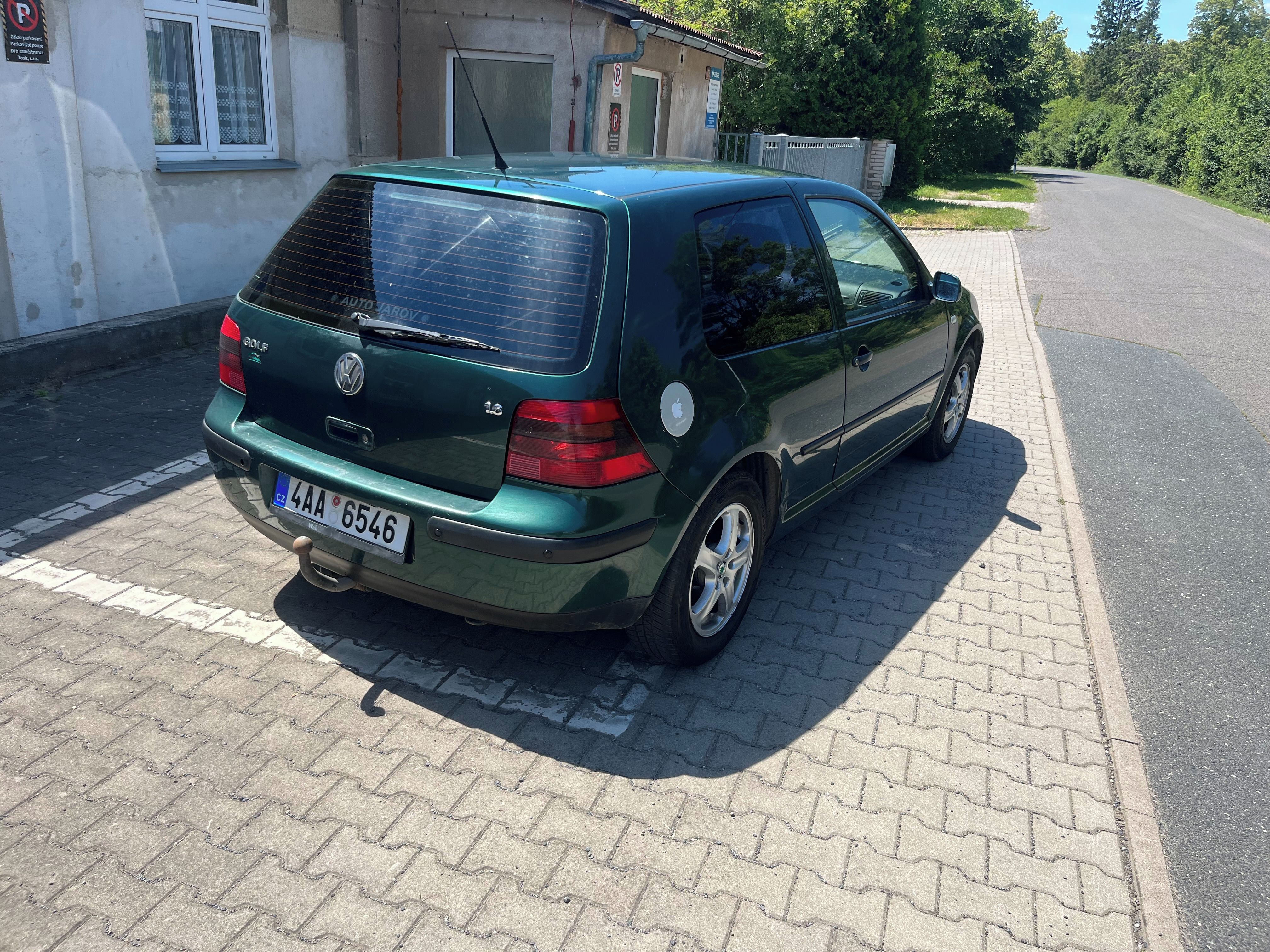 Volkswagen Golf, 1.6  77 kW - fotka 4