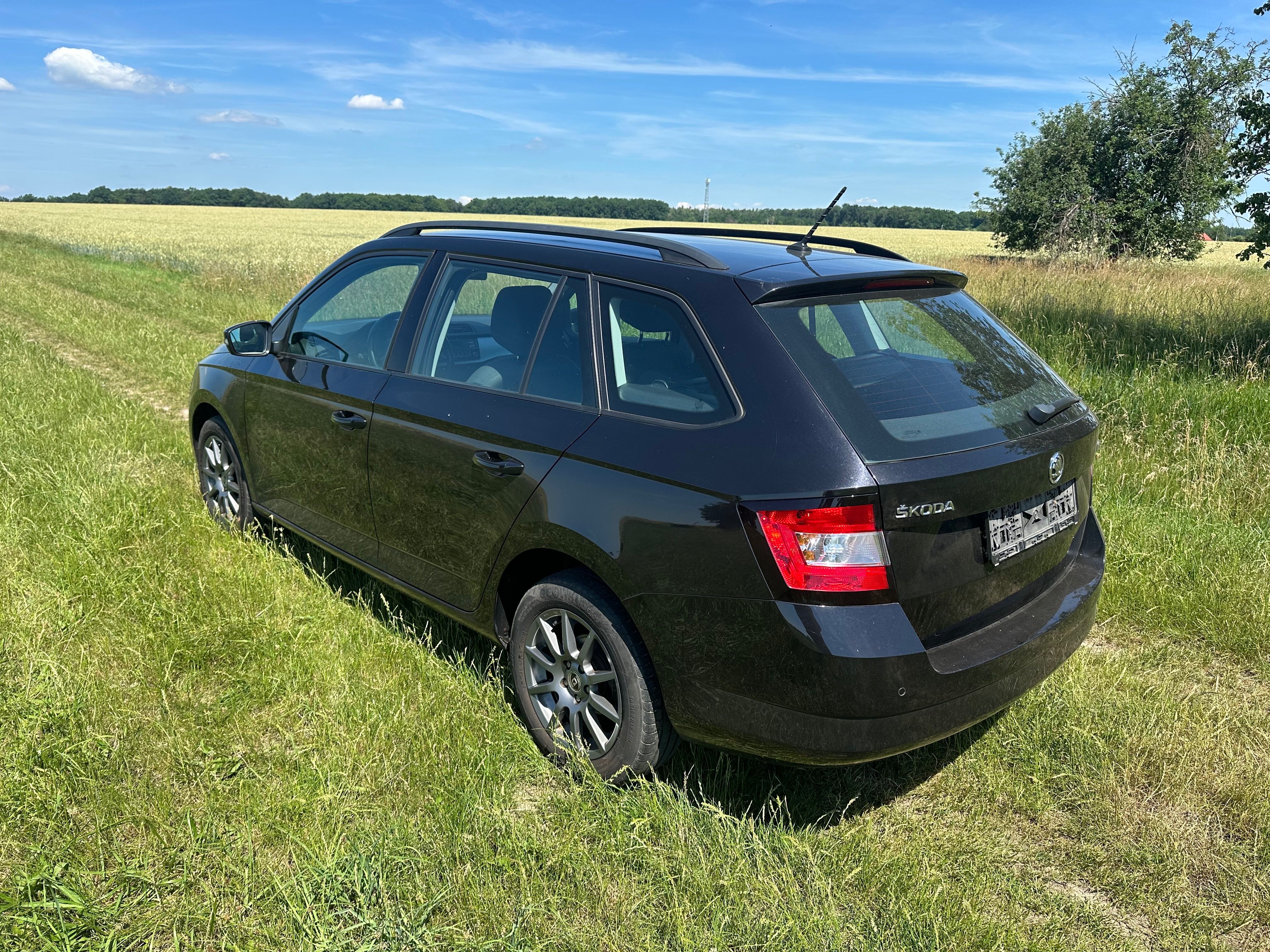 Škoda Fabia, 1.2TSI-81KW-6KVALT-ŘEMEN - fotka 4