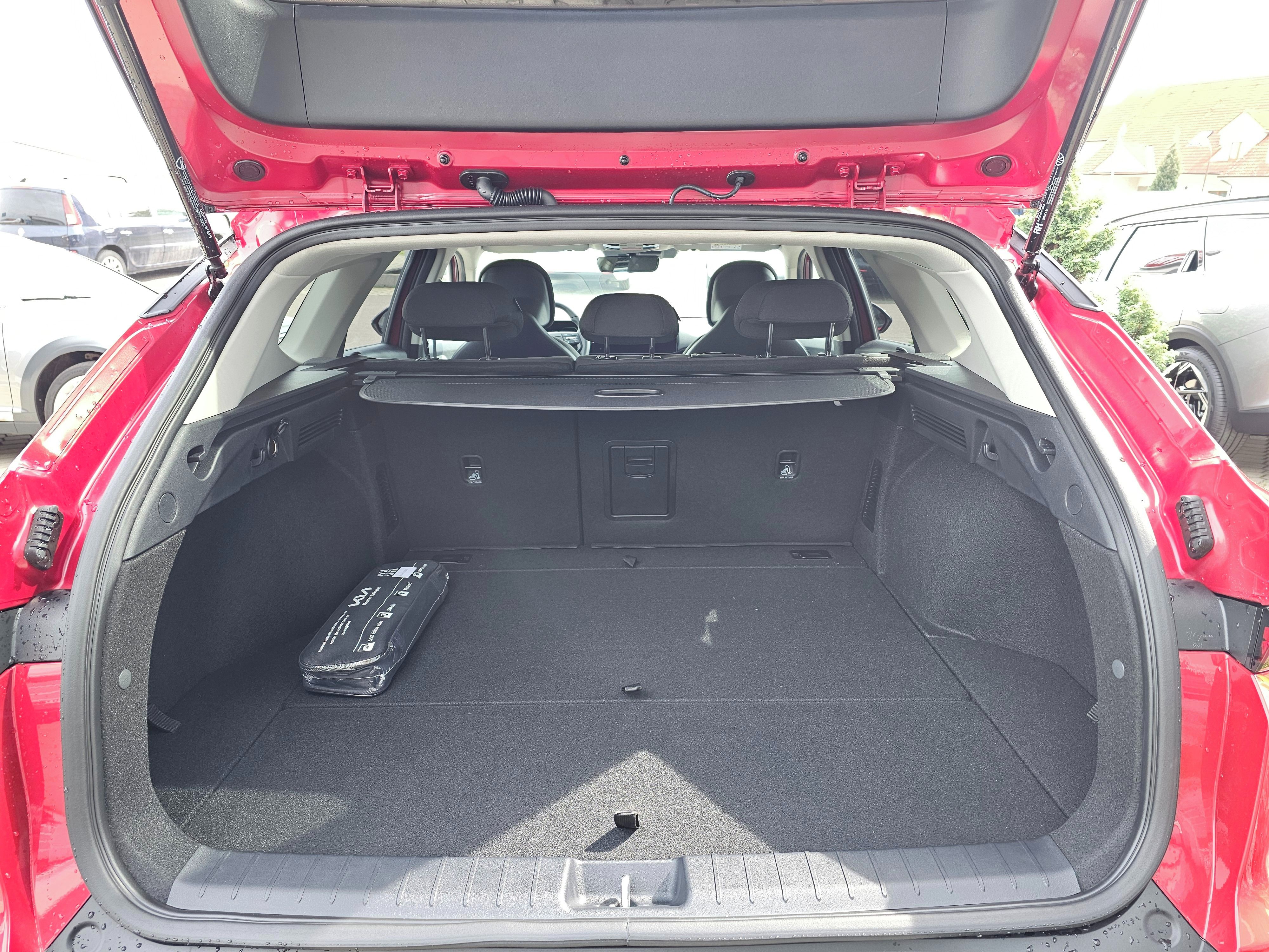 Kia K4, SW 1,6 T-GDi EXCLUSIVE - fotka 5
