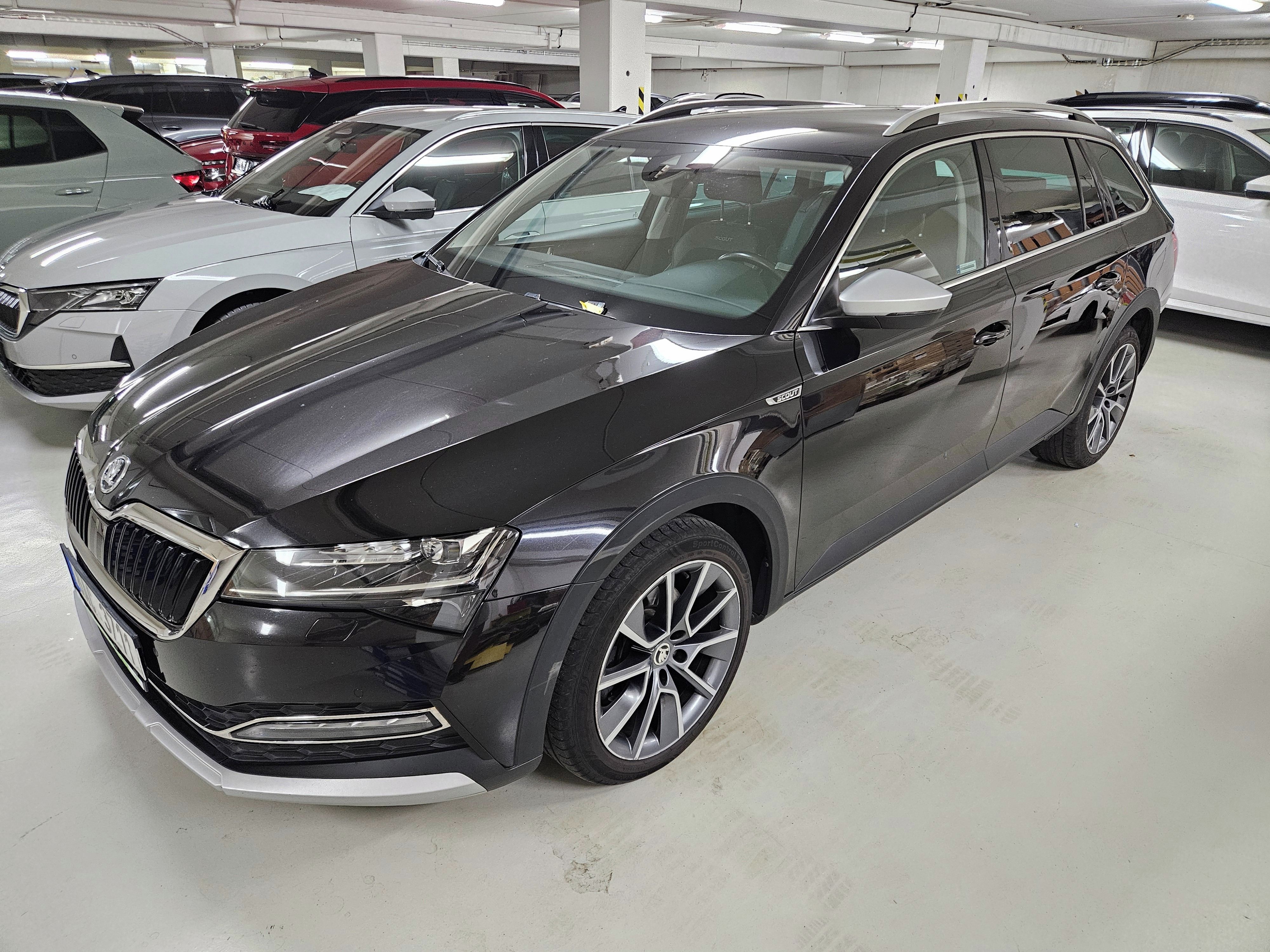 Škoda Superb, Škoda Superb Scout 2.0Tdi140KW - fotka 3