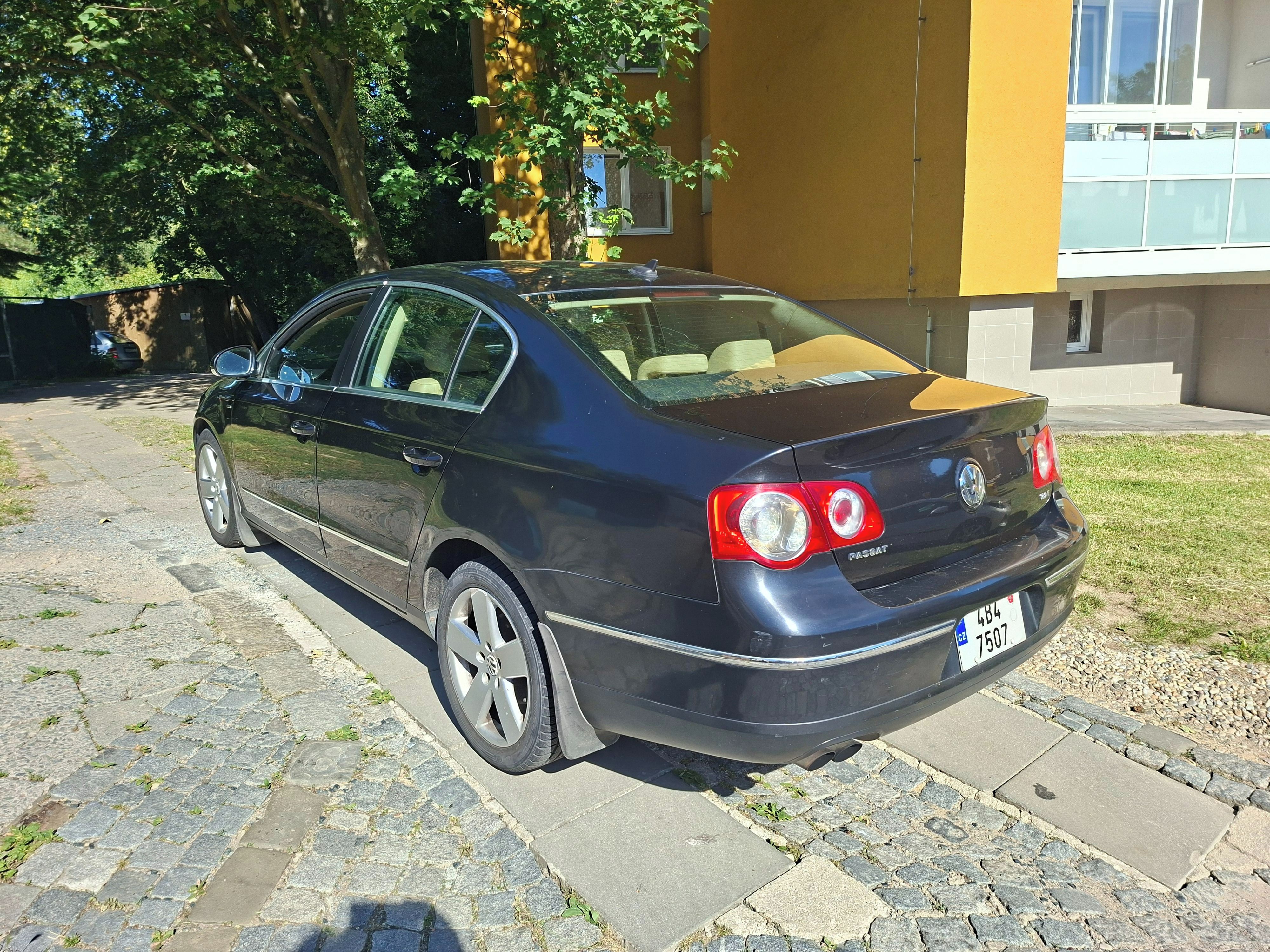Volkswagen Passat, VW PASSAT 2,0 TFSI - fotka 2