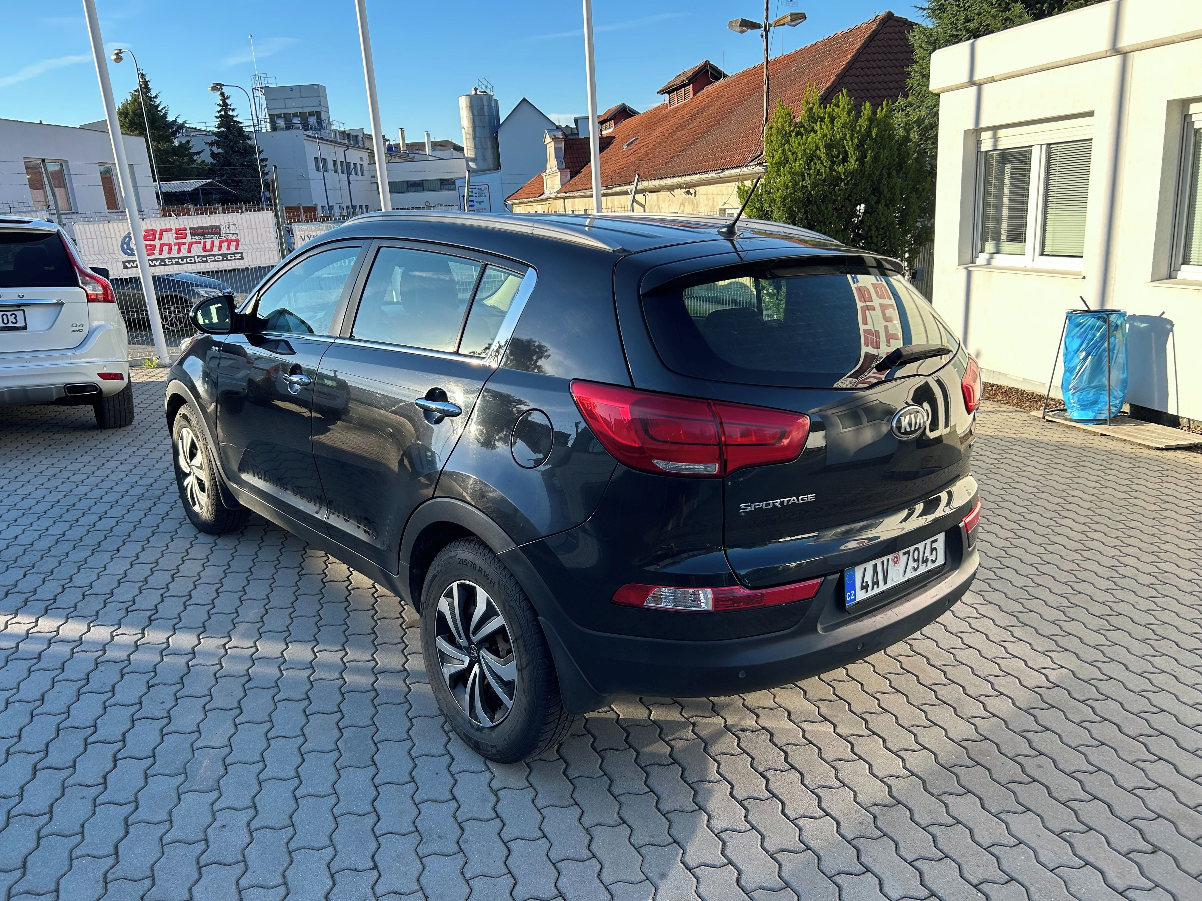 Kia Sportage, 2.0CRDI / 4x4 / Automat - fotka 4
