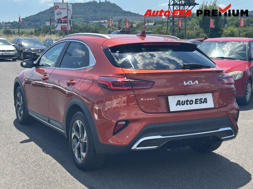 Kia XCee´d, 1.5i,servis.kniha,AT - fotka 6