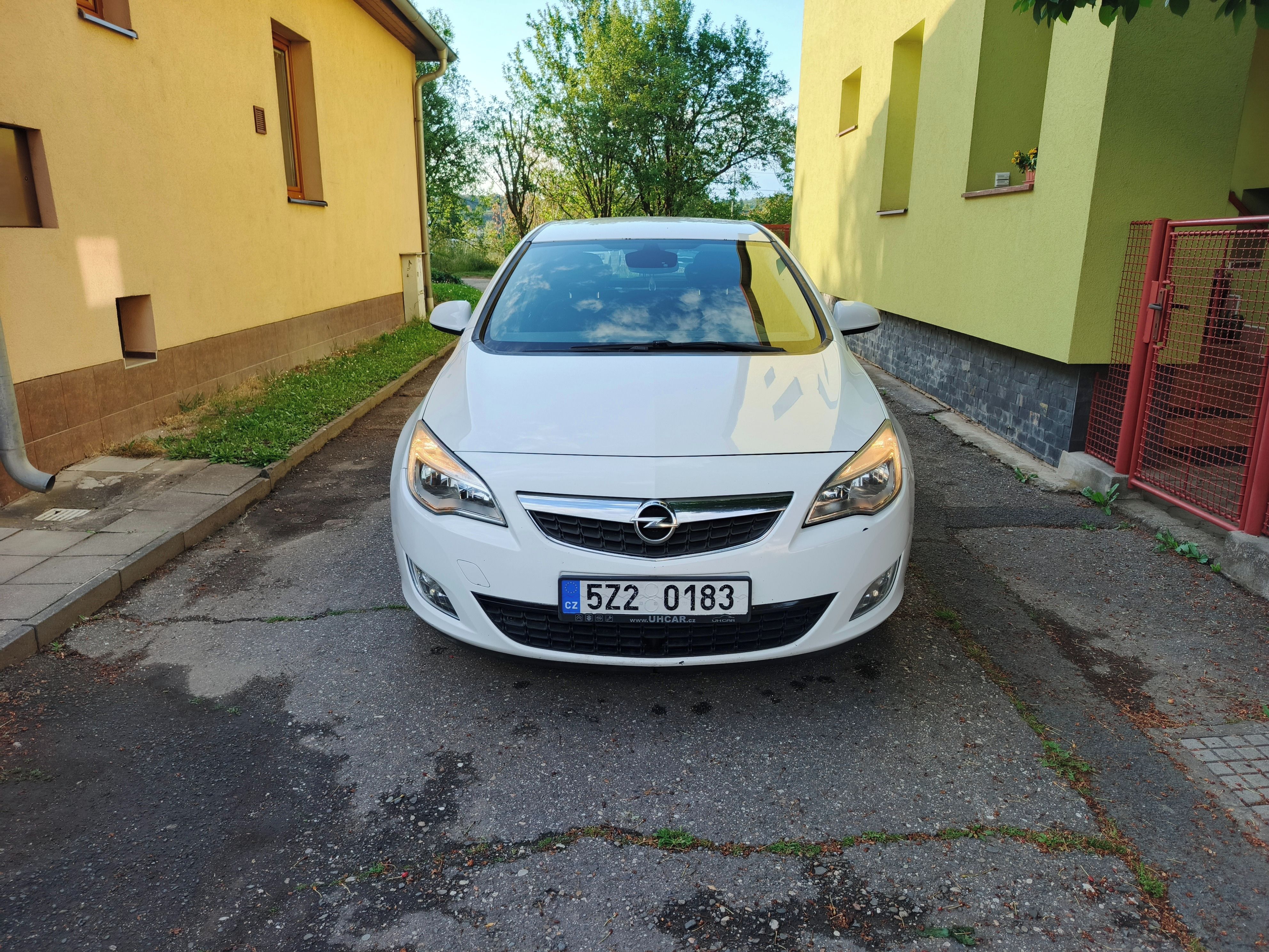 Opel Astra, Opel Astra J 1.3 CDTI - fotka 2