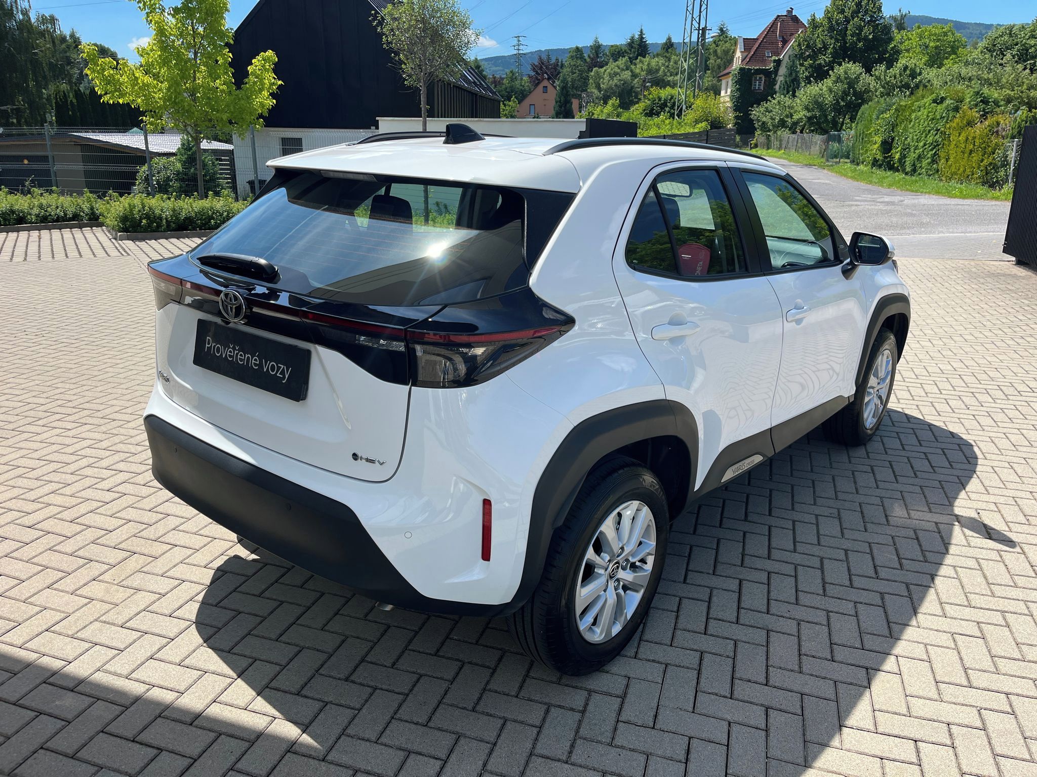 Toyota Yaris Cross, 1.5 Hybrid e-CVT Comfort - fotka 6