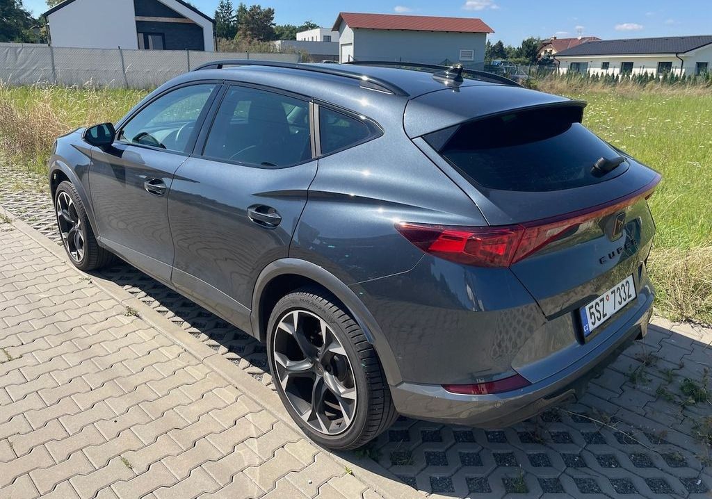 Cupra Formentor, 2.0TSi/140 kW 4x4 DSG - fotka 2