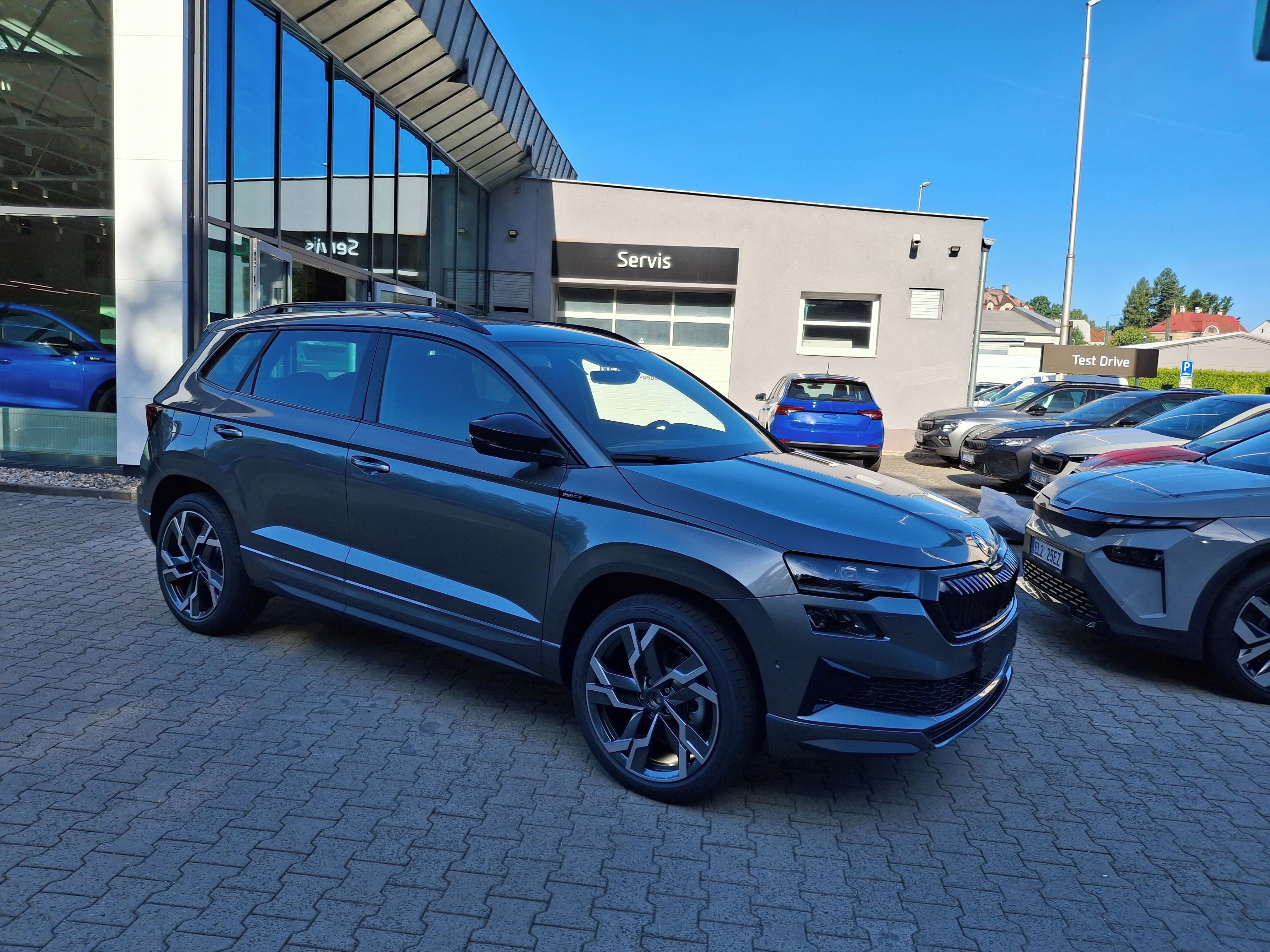 Škoda Karoq, Sportline 2,0 TSI 4x4 DSG - fotka 4