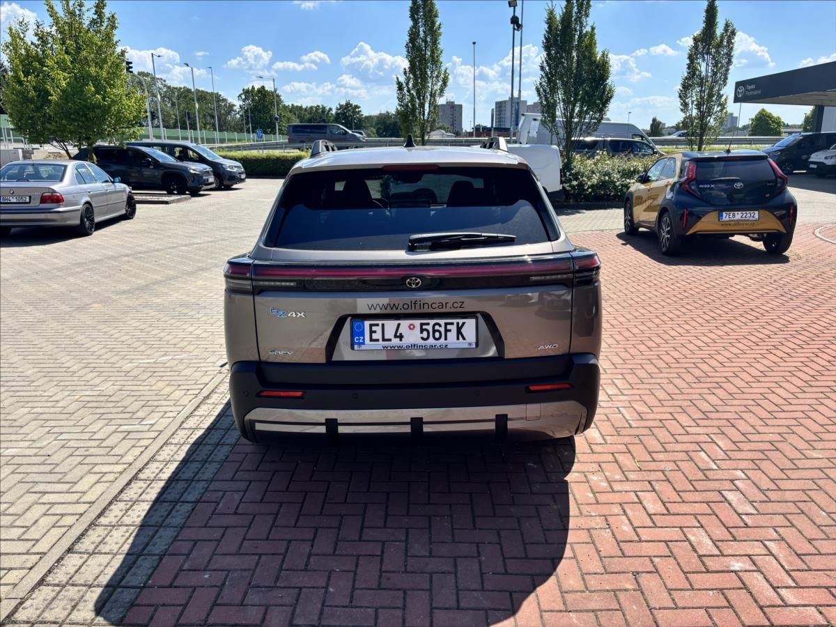 Toyota bZ4X, Executive 4x4 - fotka 6