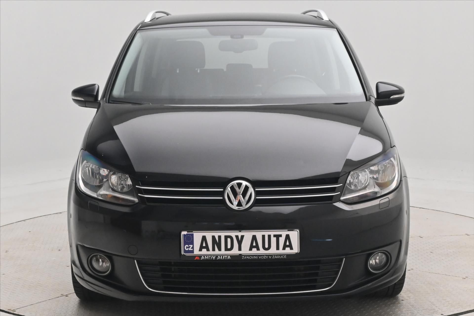 Volkswagen Touran, 2,0 TDI 103kW DSG 7 míst nová - fotka 2