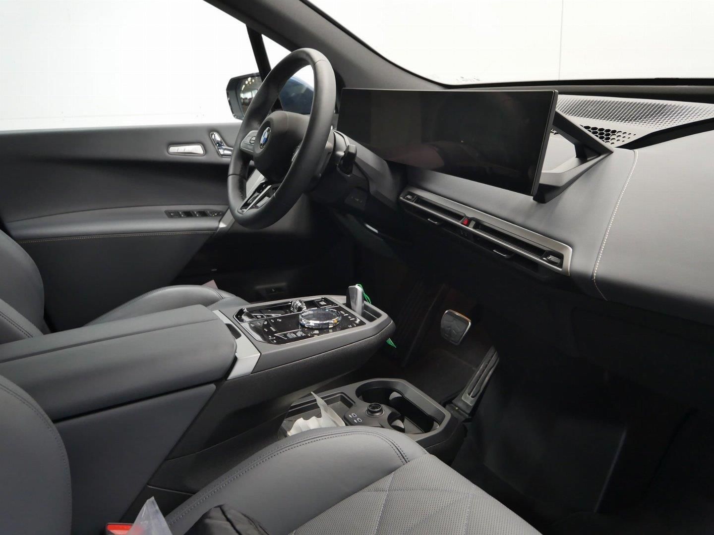 BMW iX, iX60 xDrive Tažné Vzduch - fotka 5