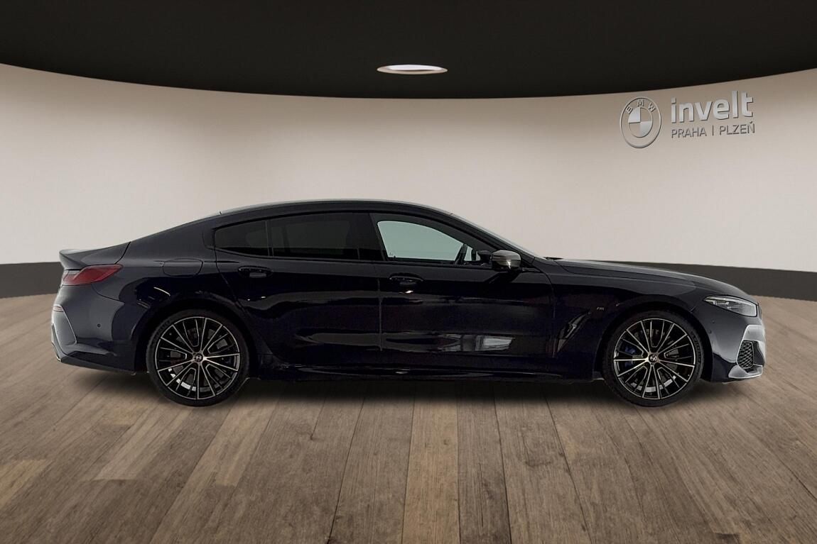 BMW Řada 8, M850i xDrive - fotka 2