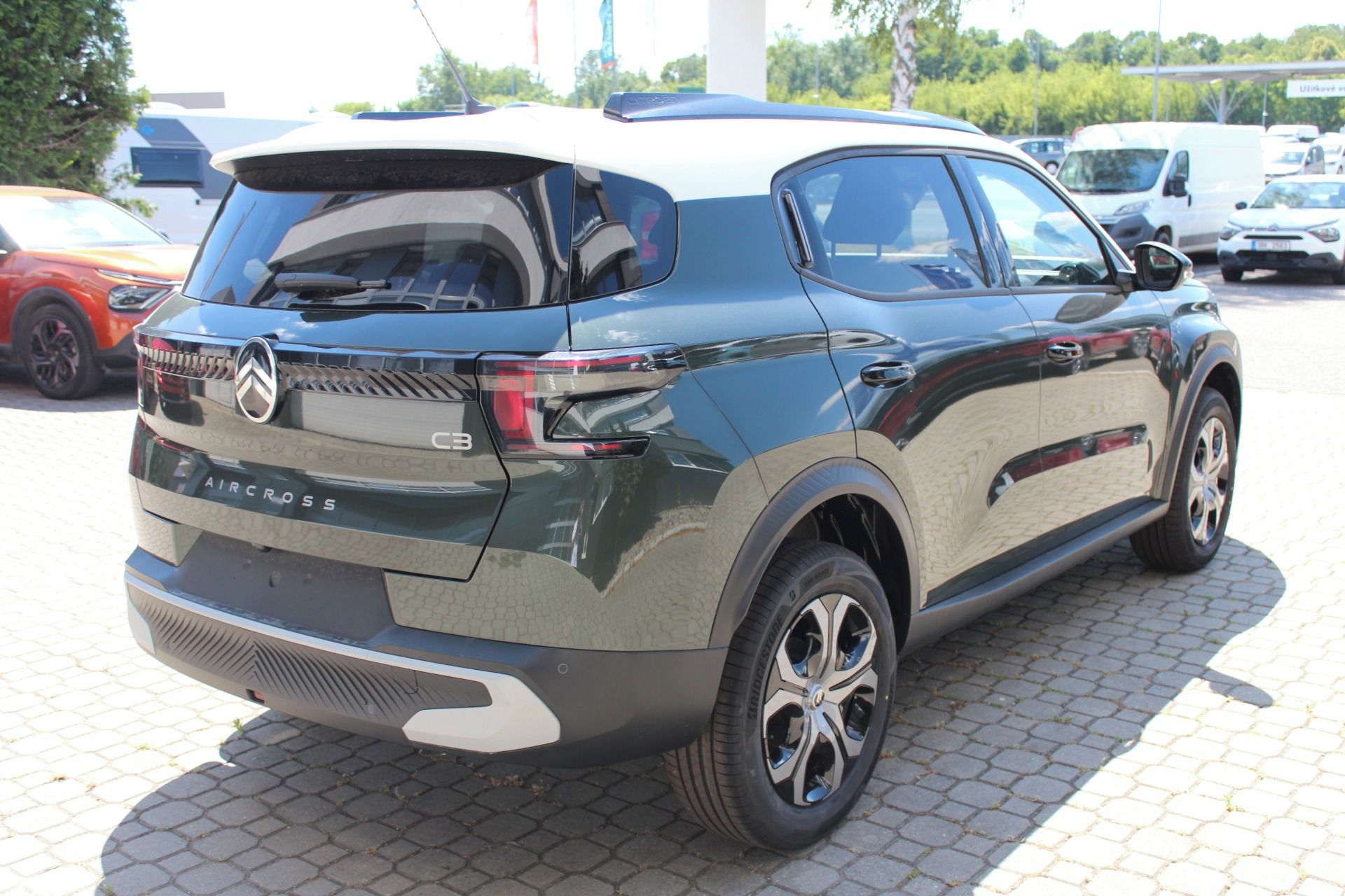 Citroën C3 Aircross, PLUS Hybrid 145k Automatic - fotka 5