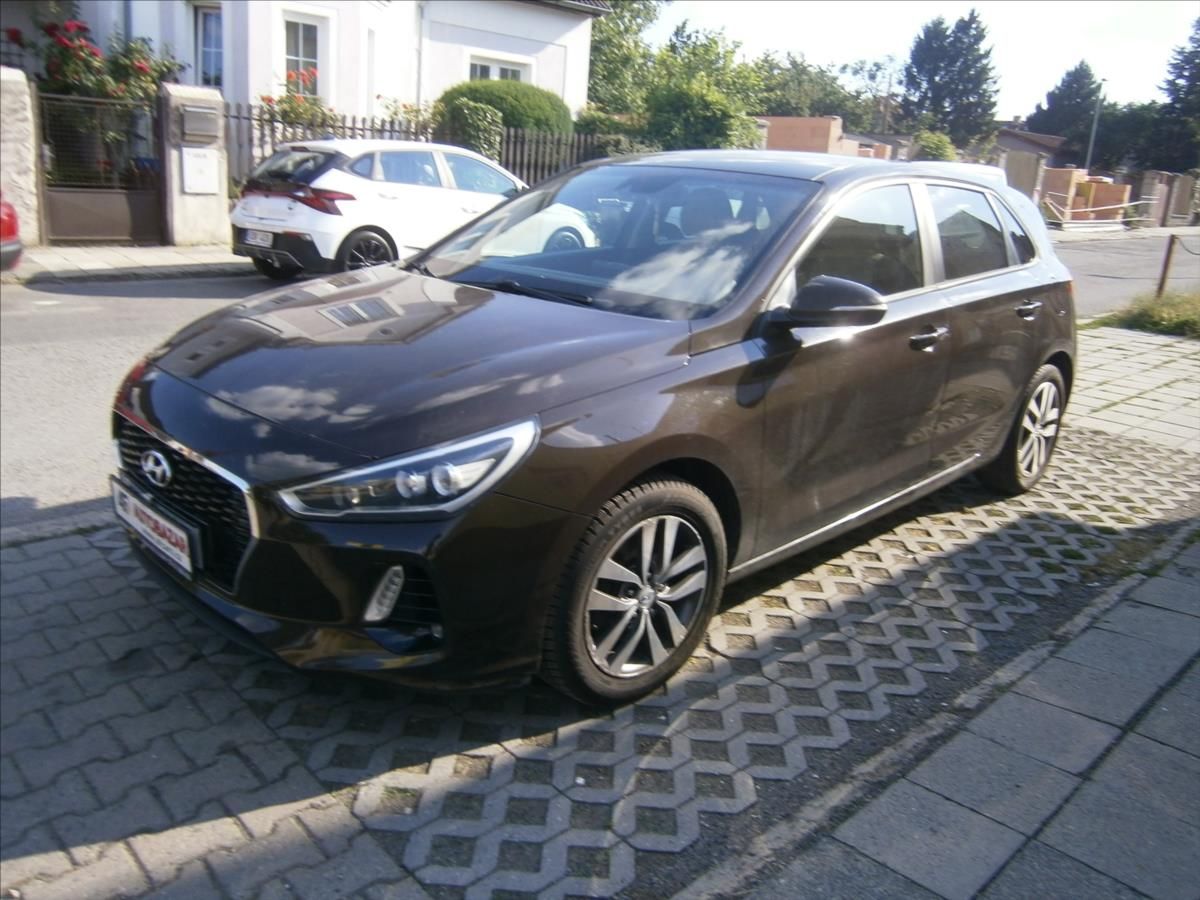Hyundai i30, 1,6 CRDI - fotka 3