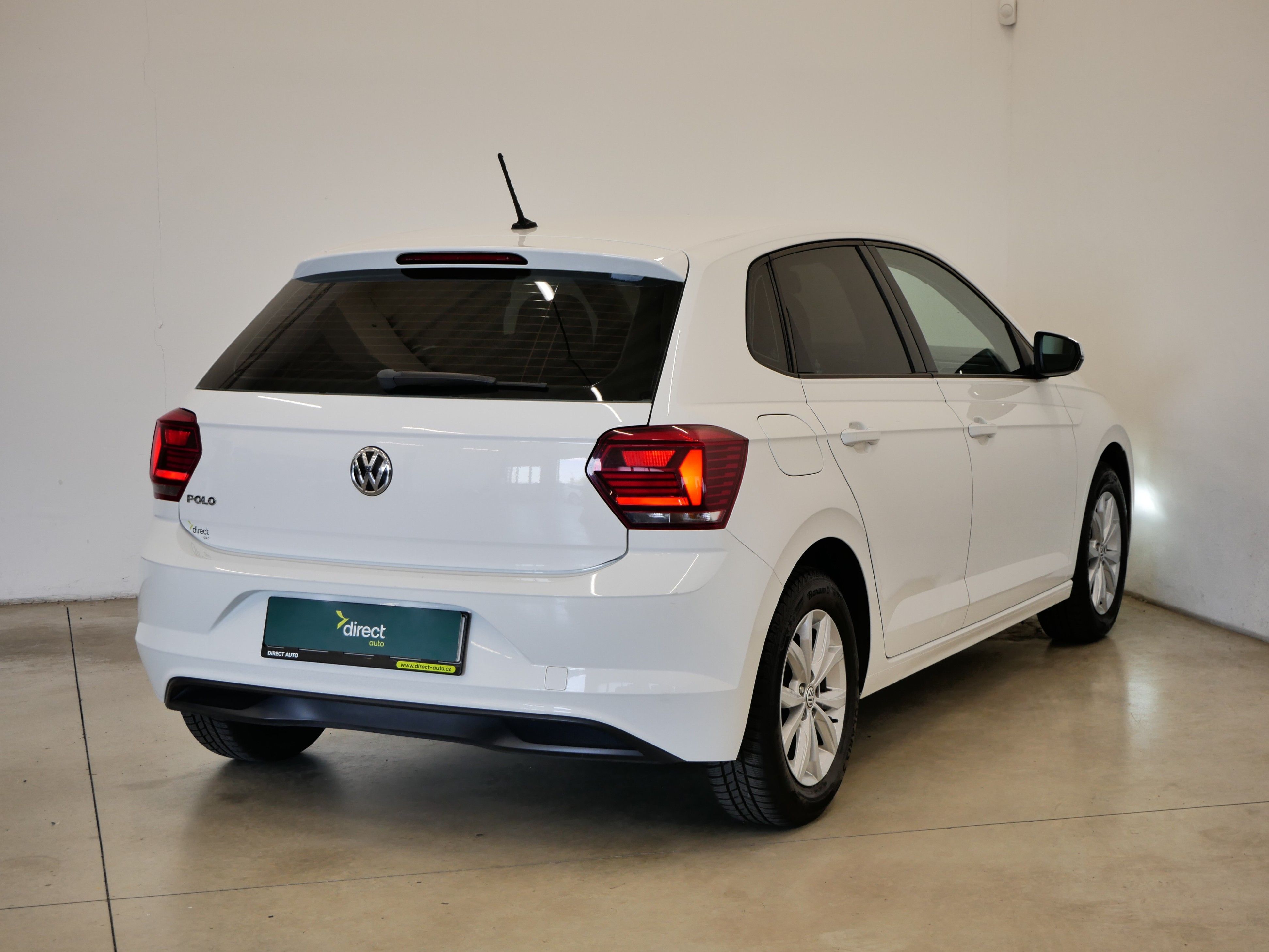 Volkswagen Polo, 1.0TSI 70kW HIGHLINE - fotka 2