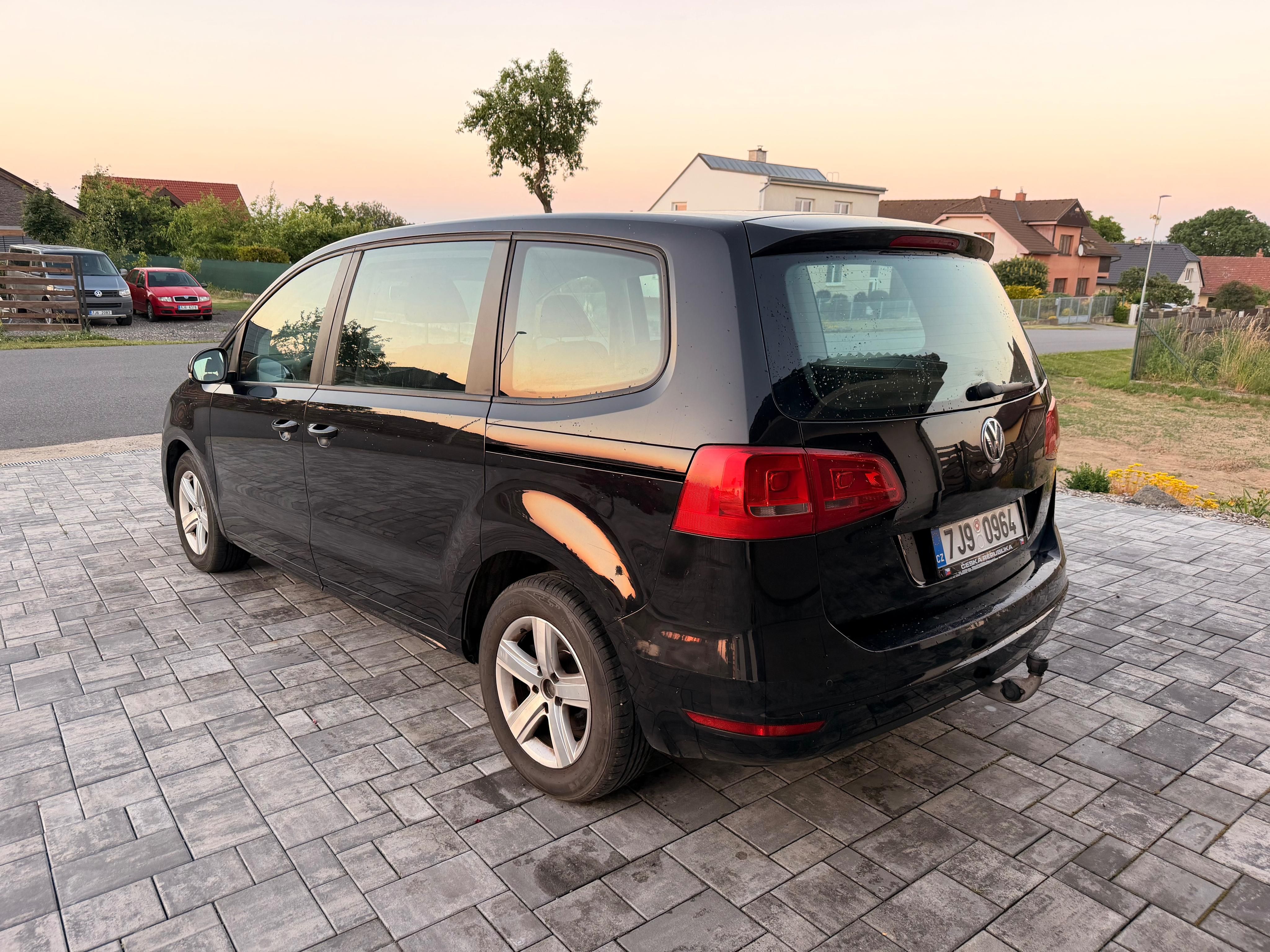 Volkswagen Sharan, 2.0TDI, 103kw, servis, rozvody - fotka 3